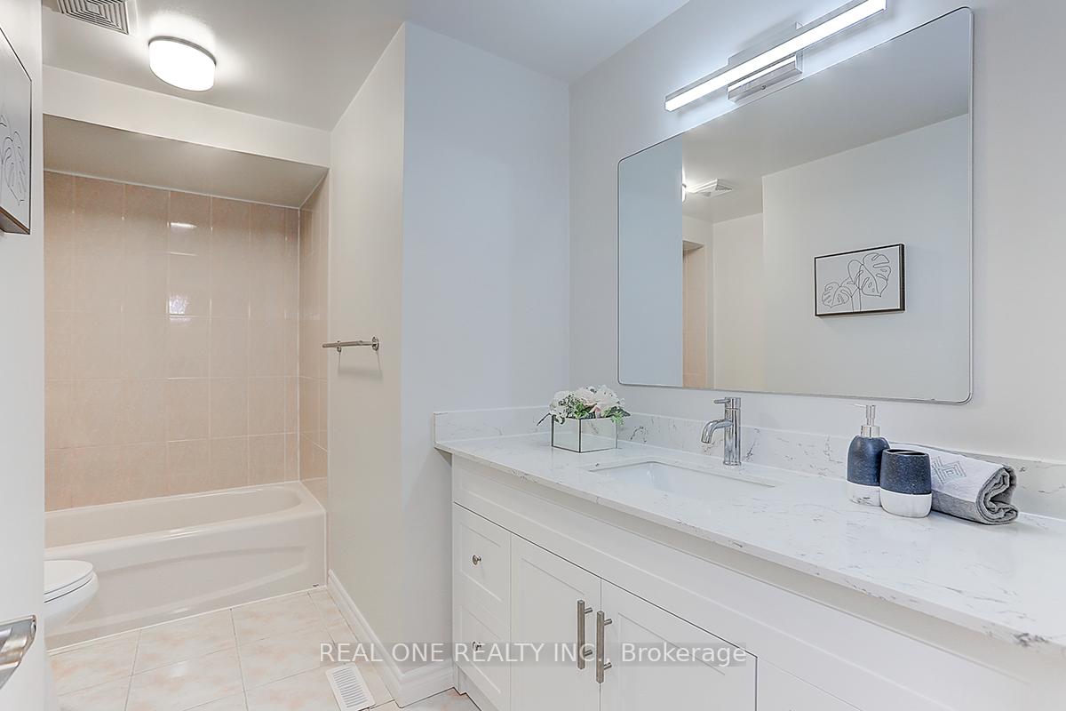 Photo 20 of 113 Beckwith Crescent, Markham, Milliken Mills East — HOMEH