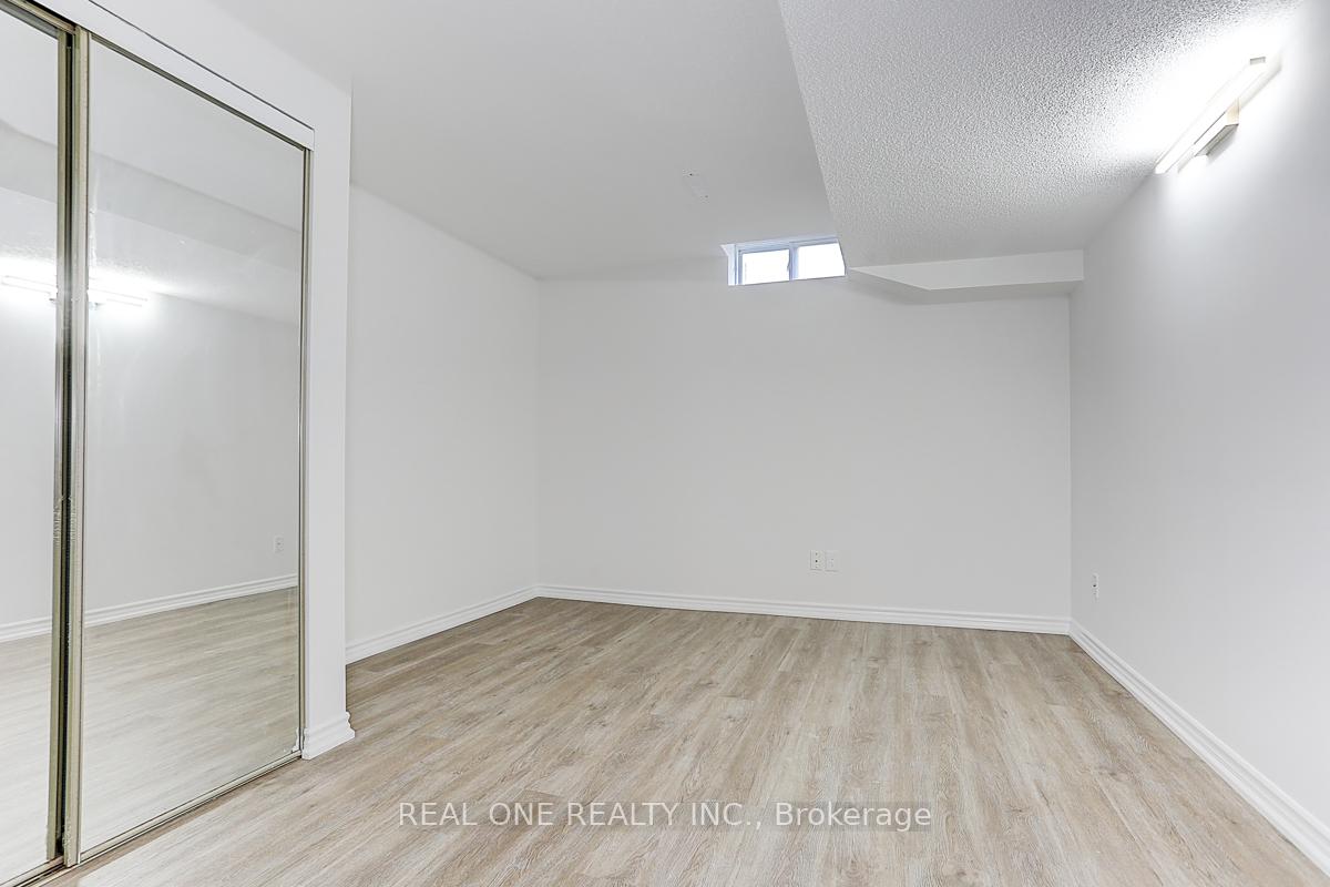 Photo 27 of 113 Beckwith Crescent, Markham, Milliken Mills East — HOMEH