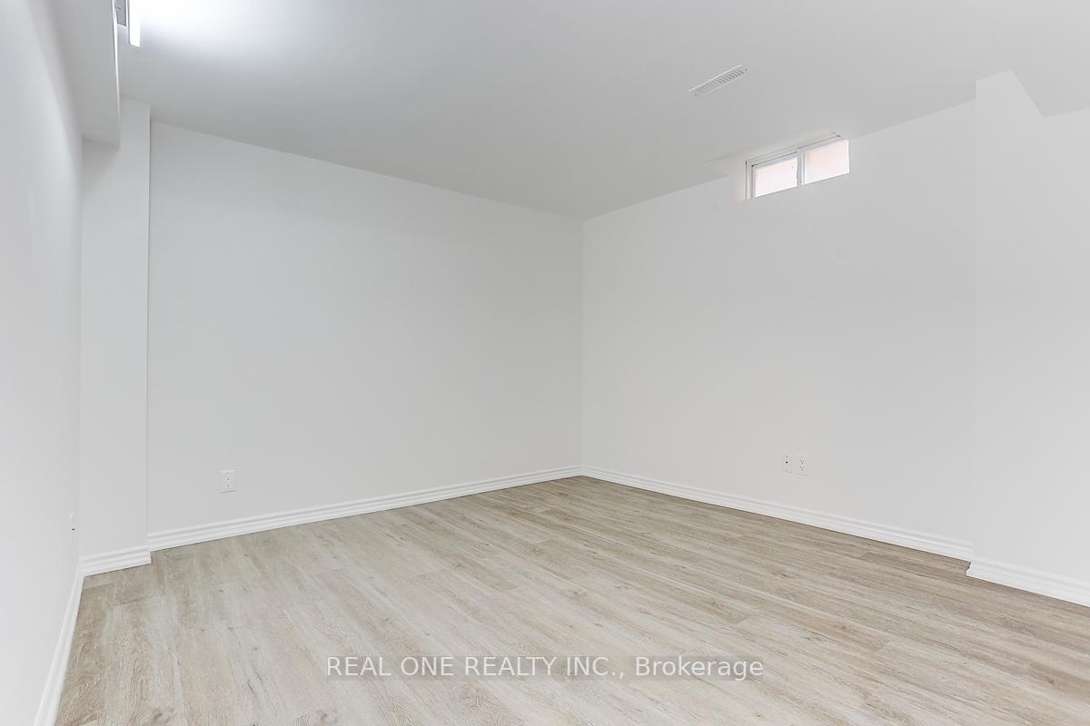Photo 30 of 113 Beckwith Crescent, Markham, Milliken Mills East — HOMEH
