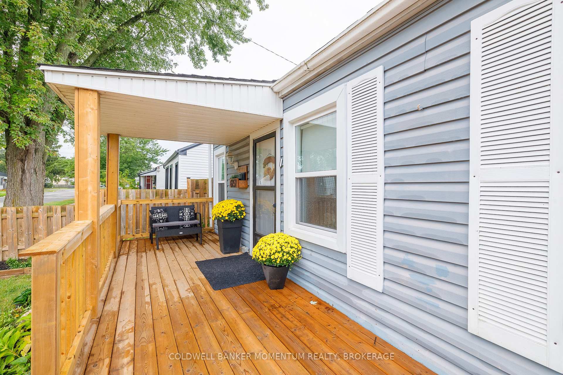 Photo 4 of 6151 Cadham Street, Niagara Falls, Arad/Fallsview — HOMEH