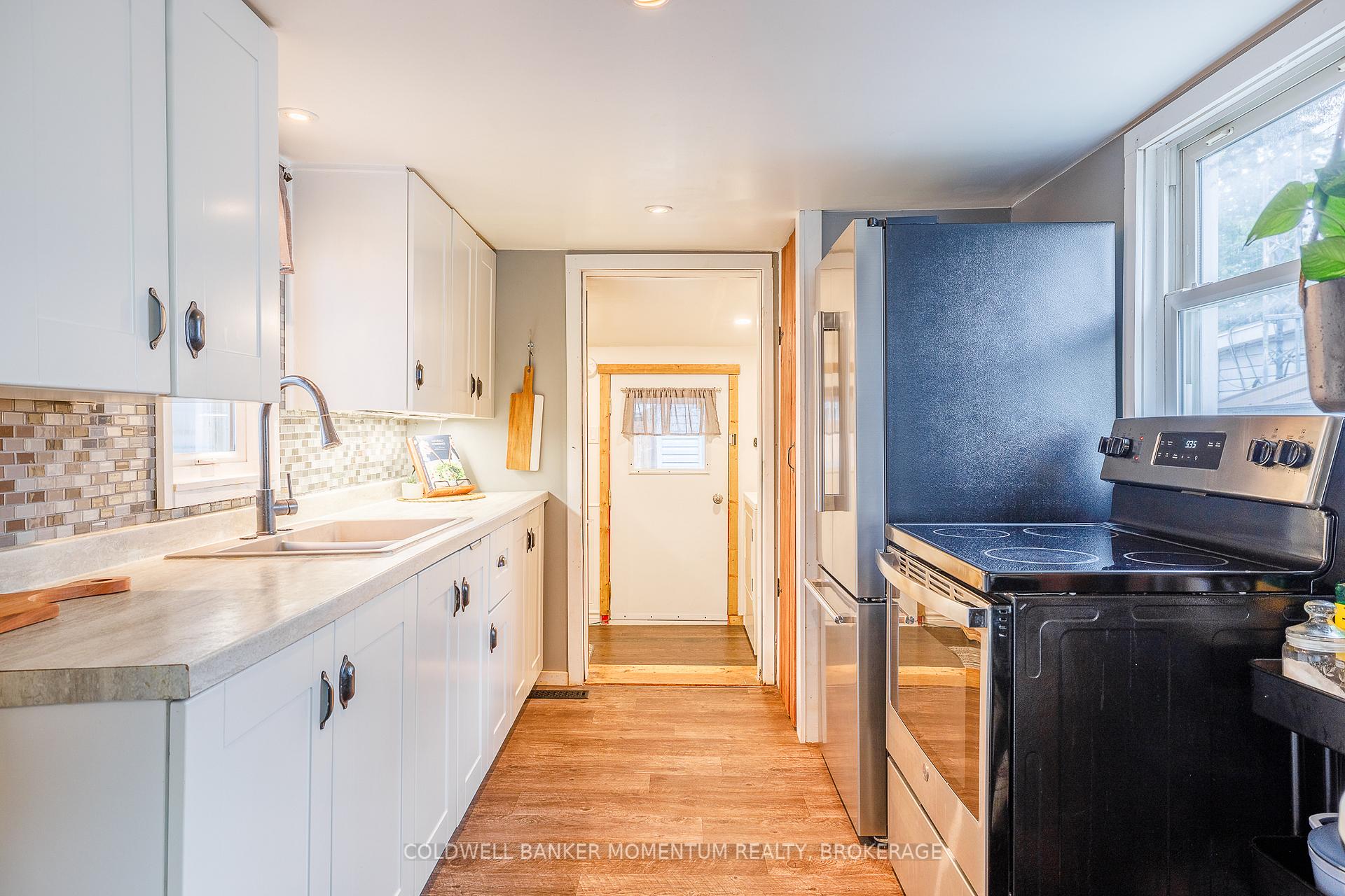 Photo 20 of 6151 Cadham Street, Niagara Falls, Arad/Fallsview — HOMEH