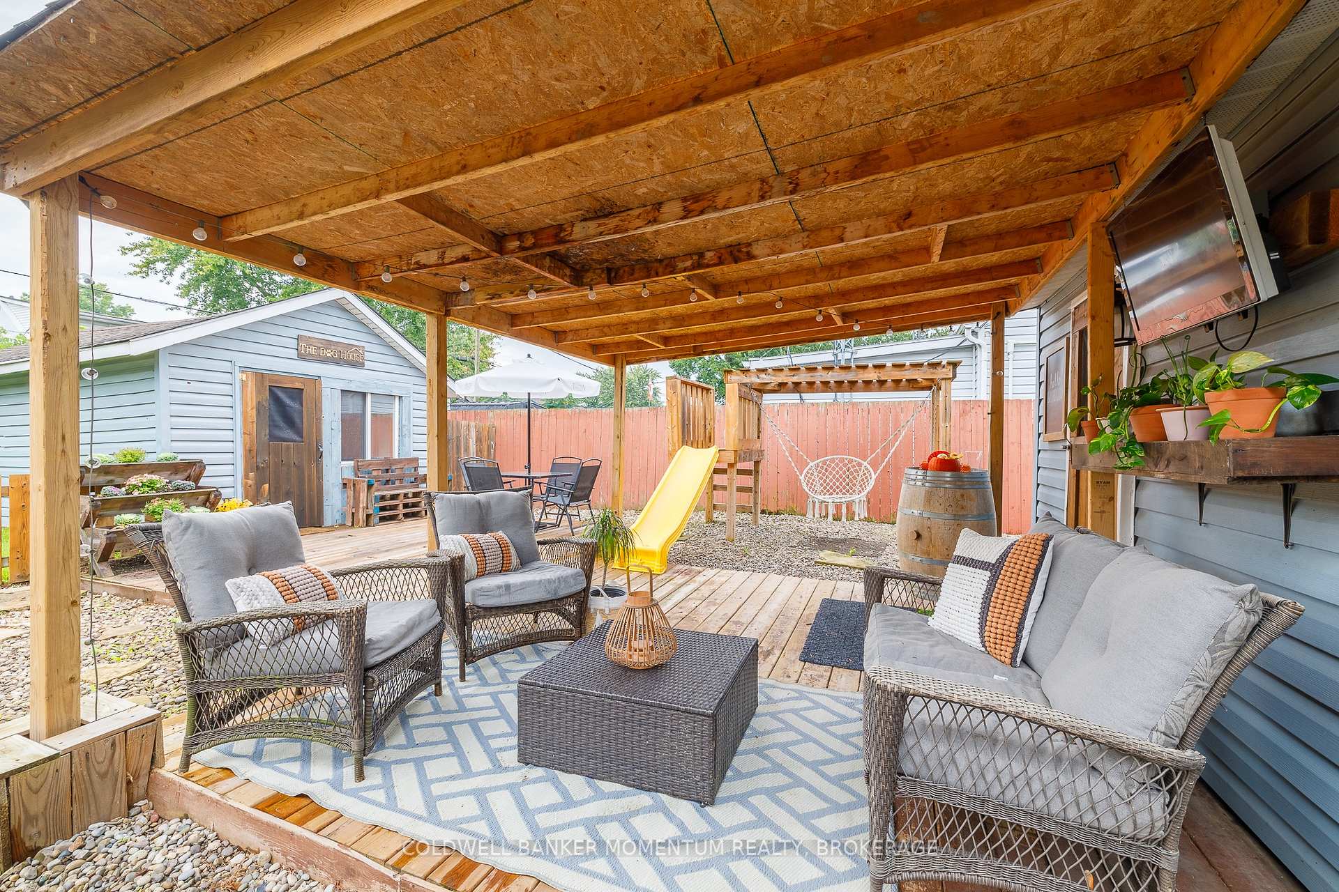 Photo 34 of 6151 Cadham Street, Niagara Falls, Arad/Fallsview — HOMEH