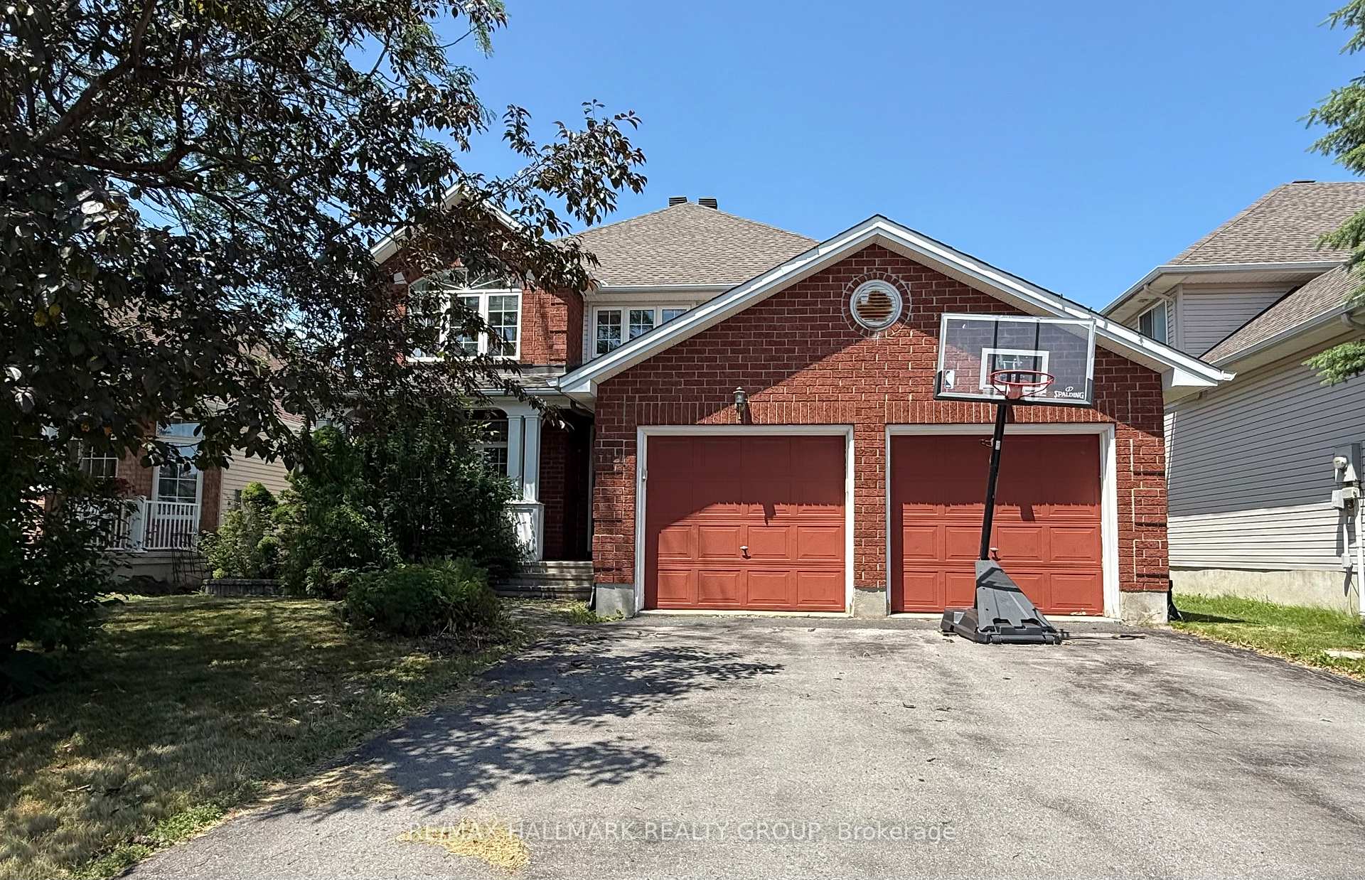 Front of 1111 Lichen Avenue