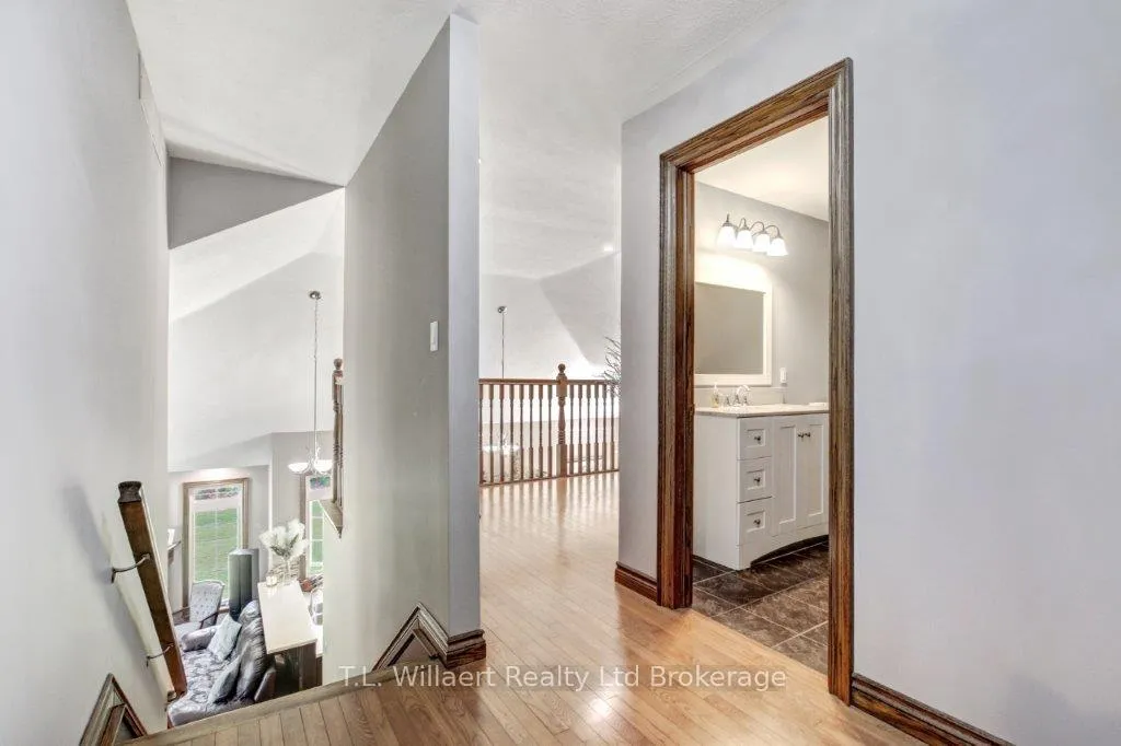 Photo 15 of 21 Charlton Street, Norfolk, Simcoe — HOMEH