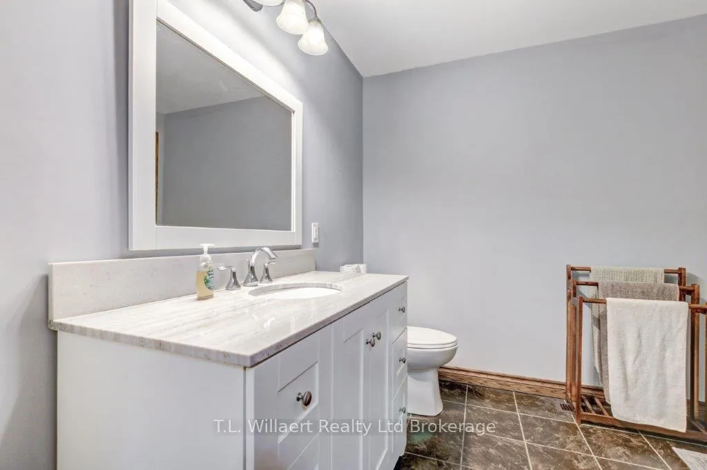 Photo 19 of 21 Charlton Street, Norfolk, Simcoe — HOMEH