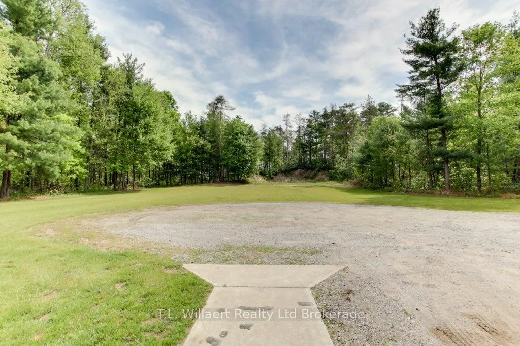 Photo 32 of 21 Charlton Street, Norfolk, Simcoe — HOMEH