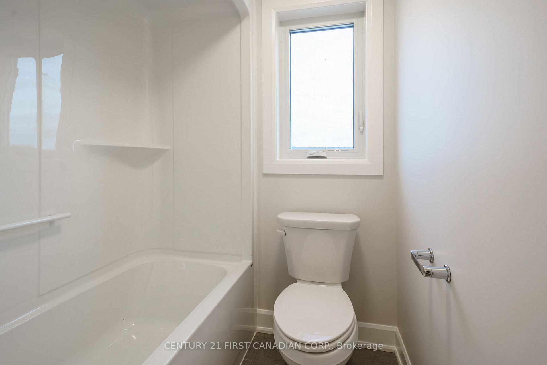 Photo 15 of 27 Postma Crescent, North Middlesex, Alisa Craig — HOMEH
