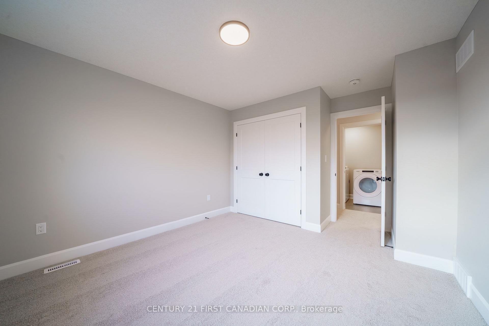 Photo 24 of 27 Postma Crescent, North Middlesex, Alisa Craig — HOMEH