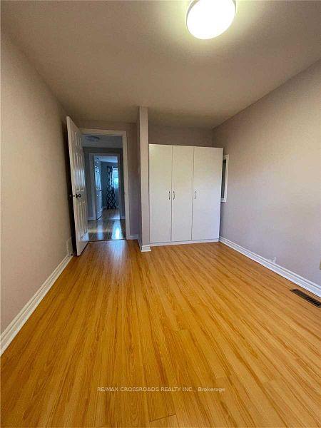 Photo 11 of 46 Carlton Road, Markham, Unionville — HOMEH