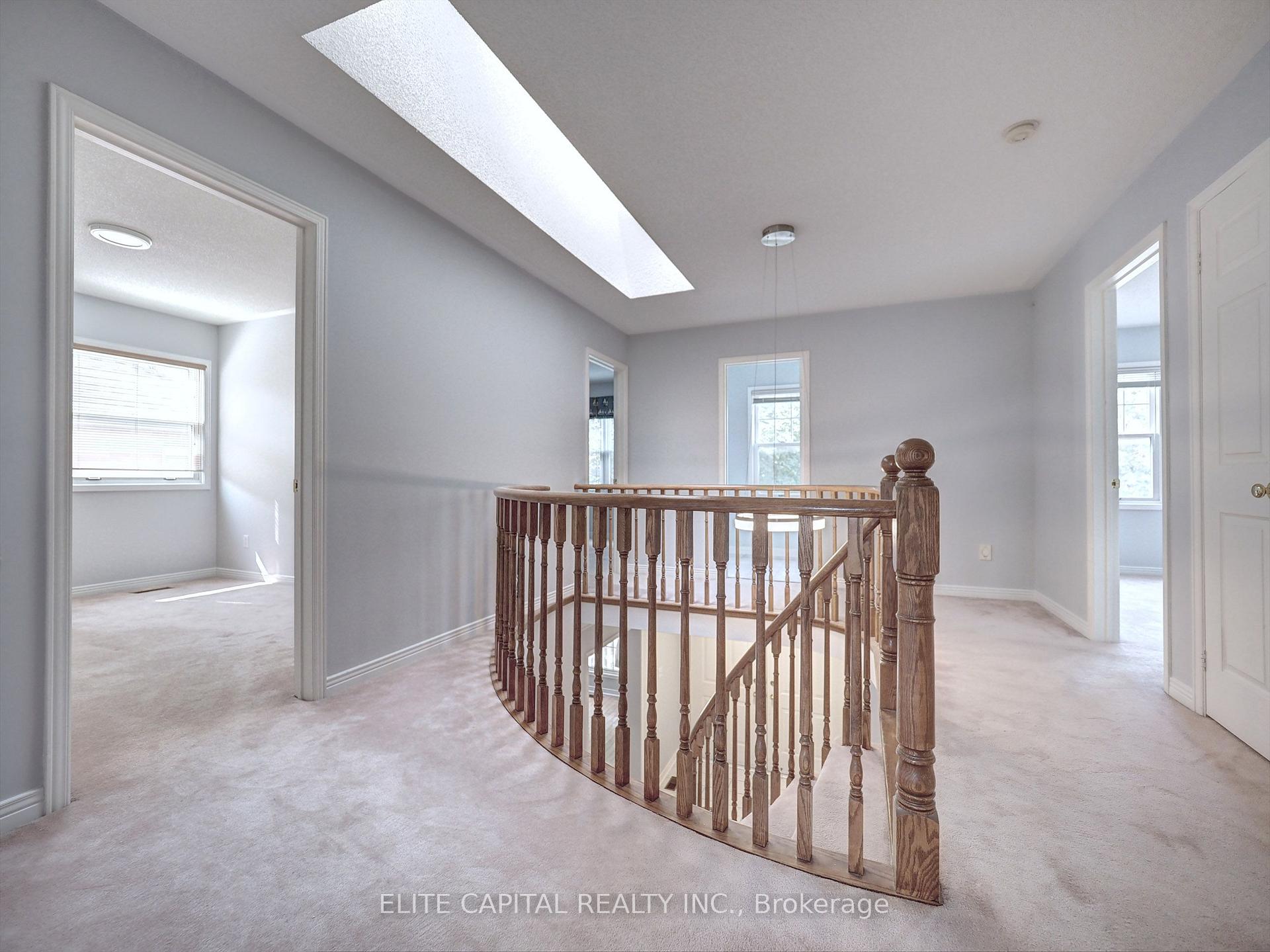 Photo 8 of 95 Paddock Lane, Markham, Markville — HOMEH
