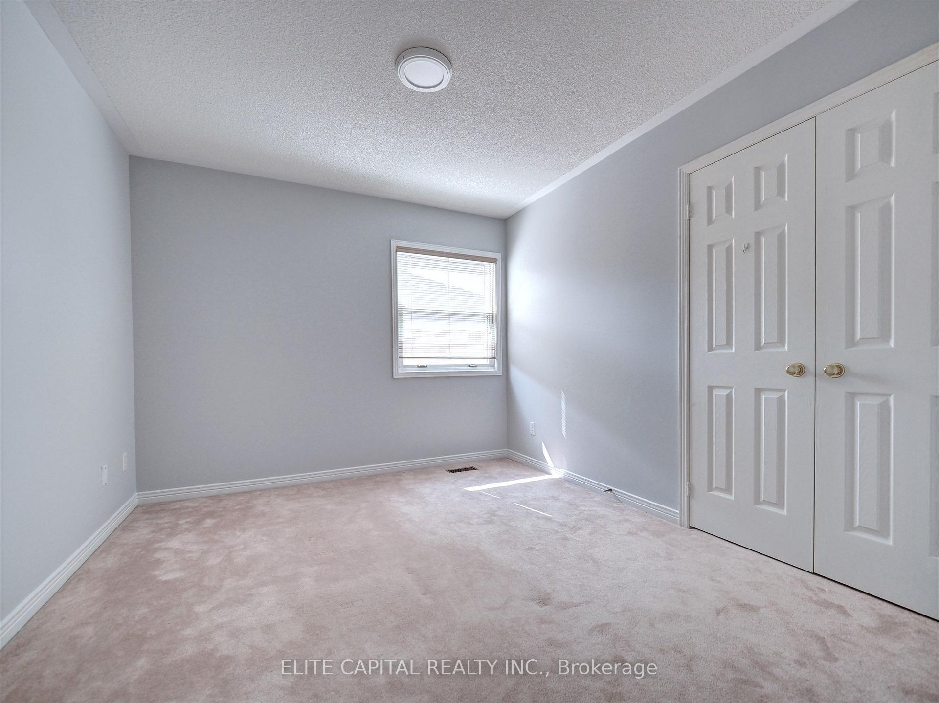 Photo 11 of 95 Paddock Lane, Markham, Markville — HOMEH