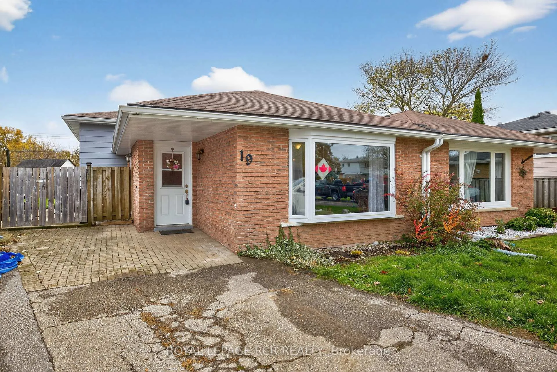 Photo 1 of 19 Alphonsus Court, New Tecumseth, Tottenham — HOMEH