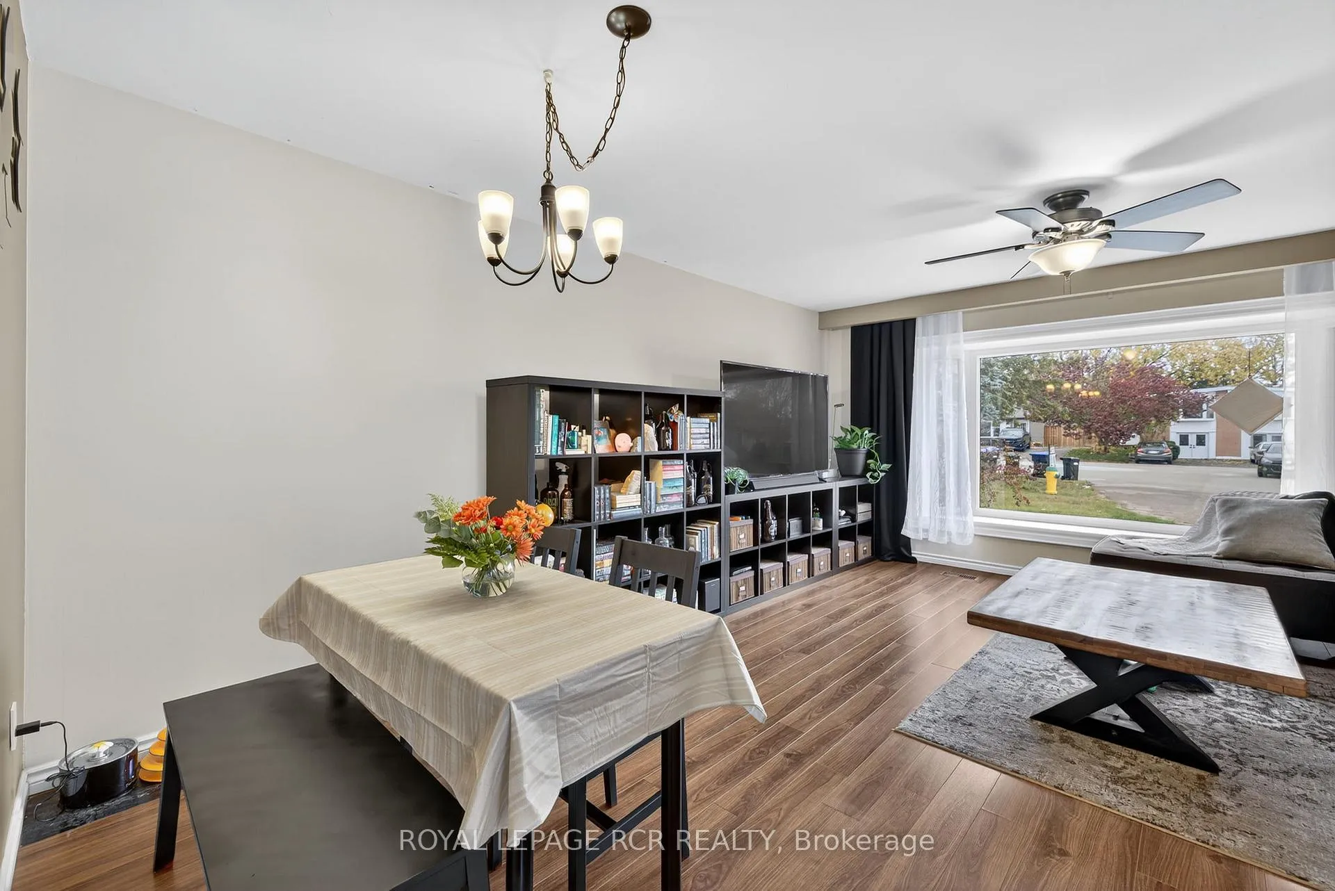 Photo 10 of 19 Alphonsus Court, New Tecumseth, Tottenham — HOMEH