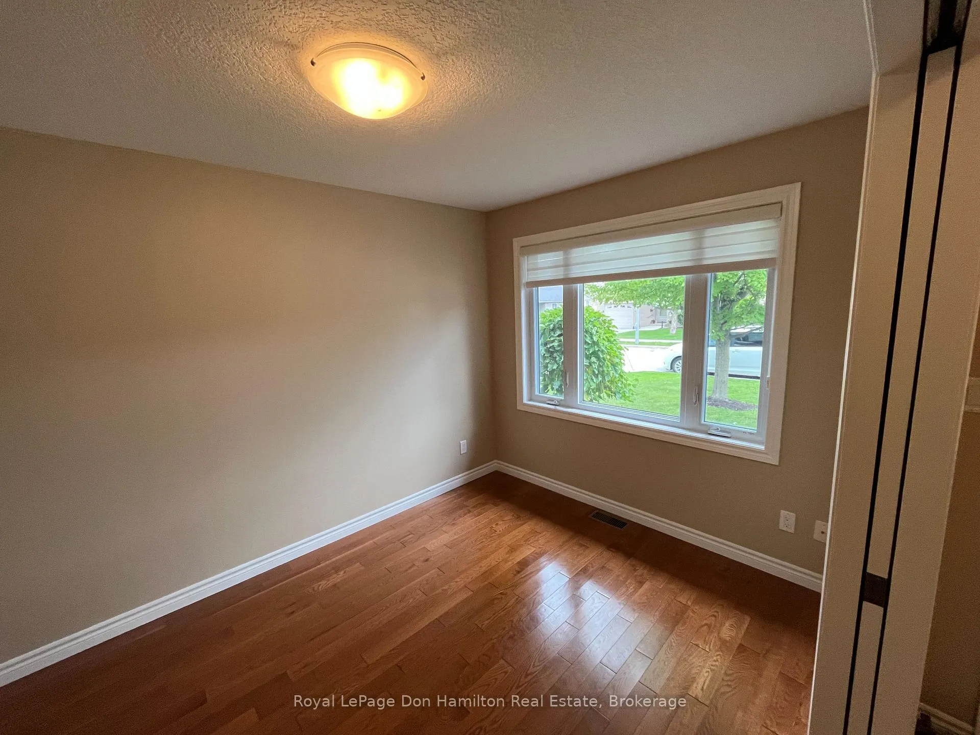 Photo 4 of 410 Danby Street E, North Perth, Listowel — HOMEH