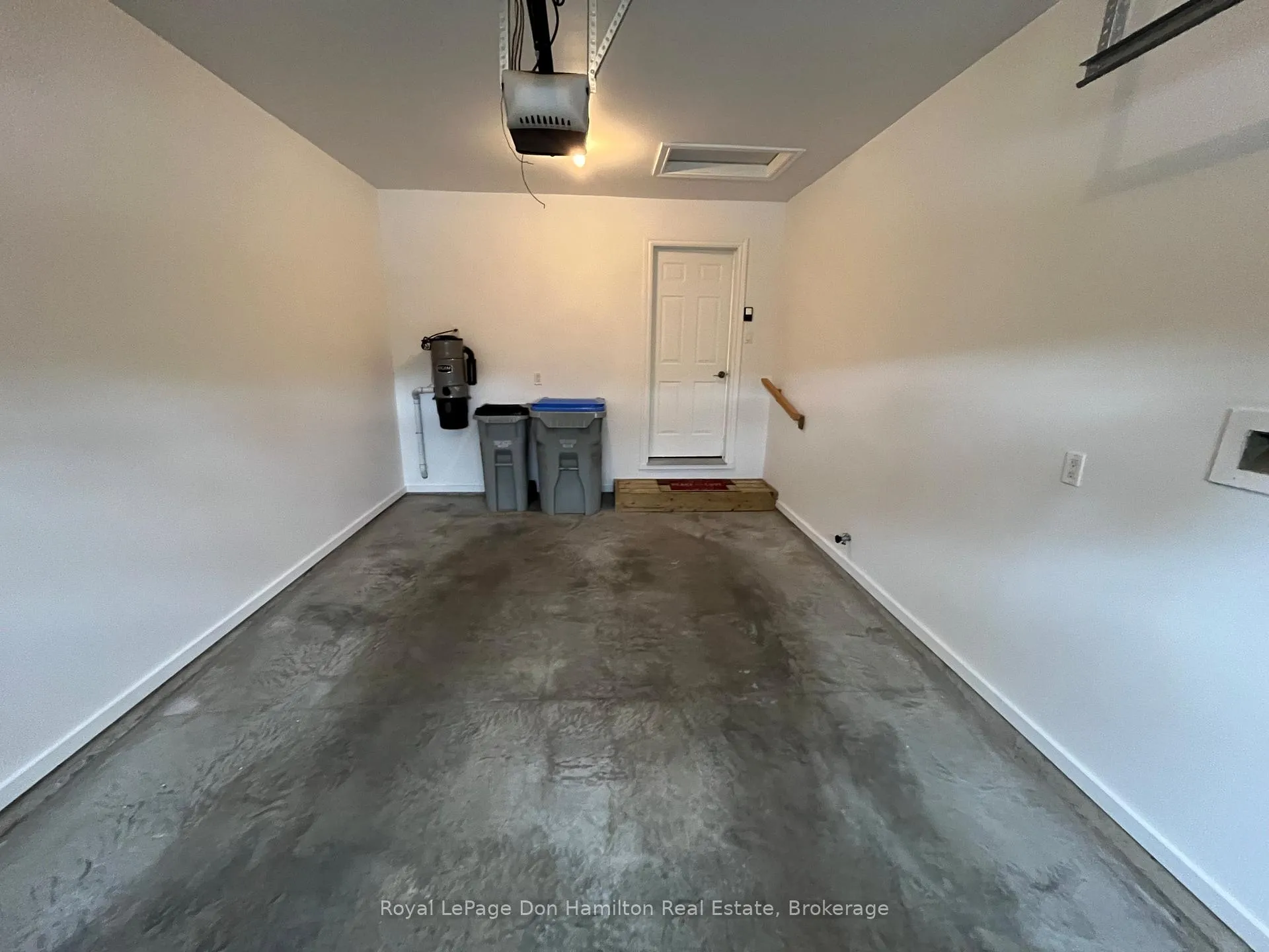 Photo 9 of 410 Danby Street E, North Perth, Listowel — HOMEH