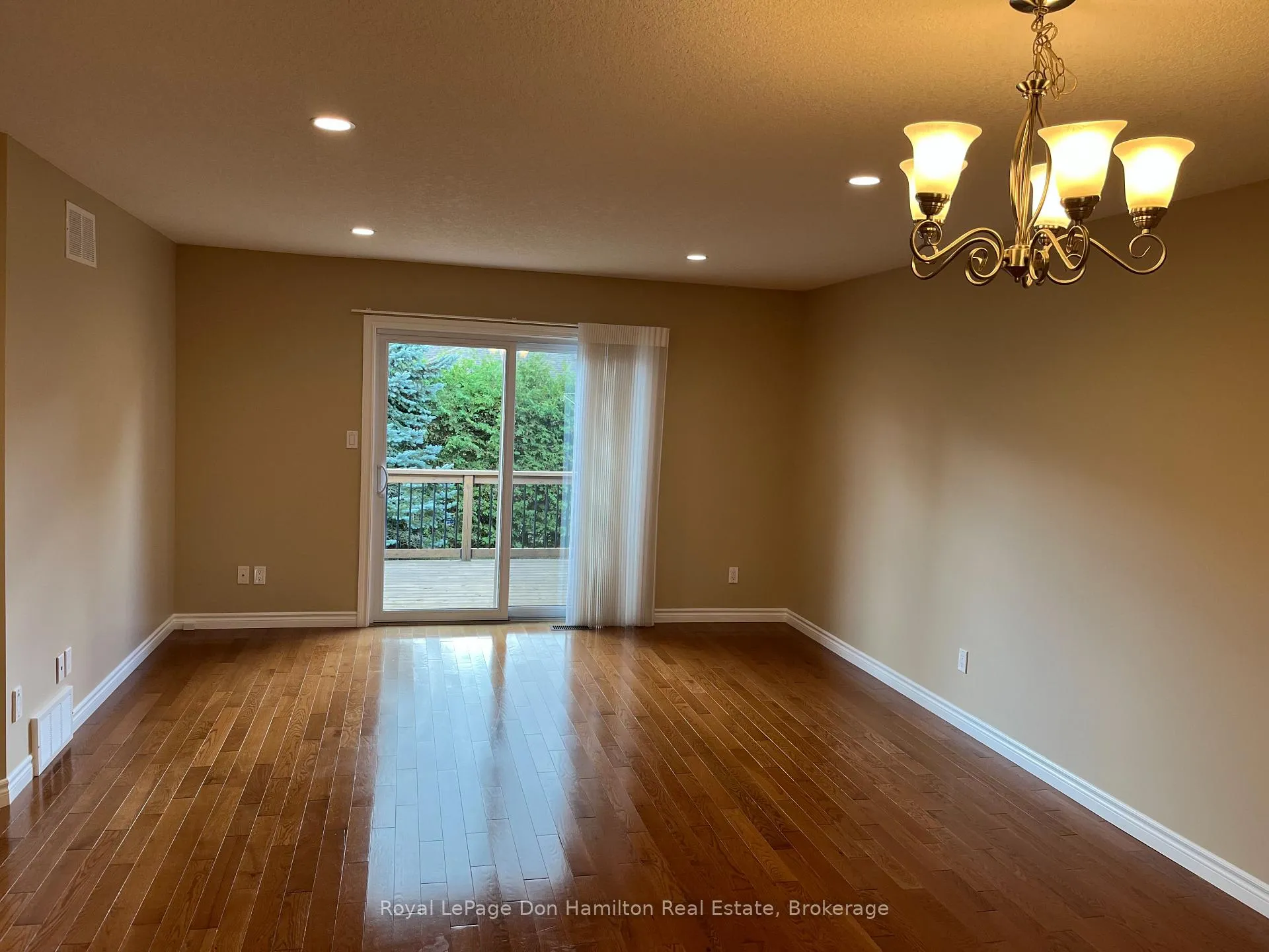 Photo 11 of 410 Danby Street E, North Perth, Listowel — HOMEH