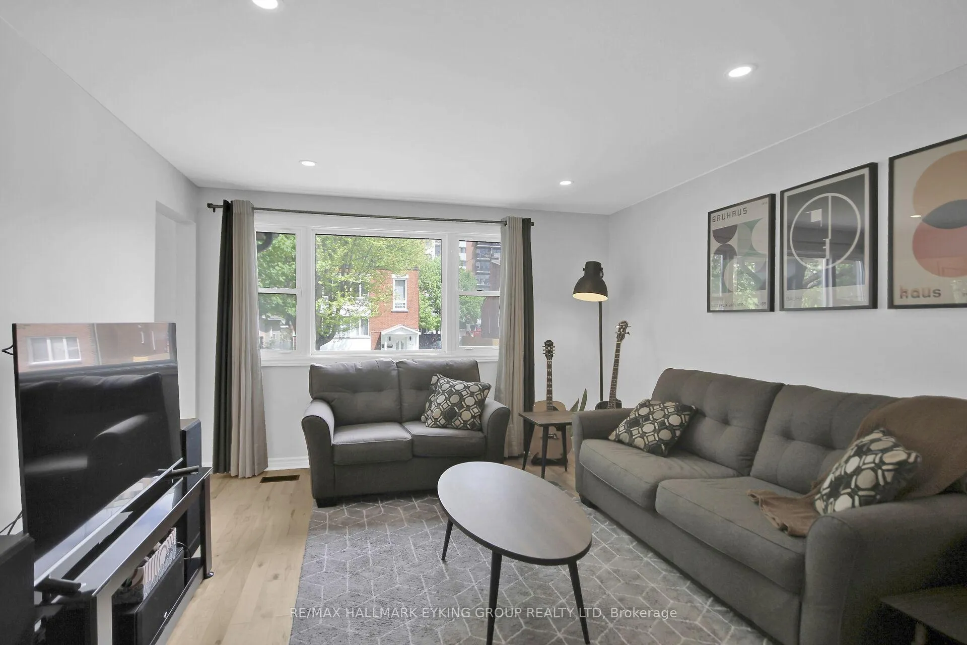 Photo 7 of 544 Guy Street, Ottawa, Castle Heights/Rideau High — HOMEH