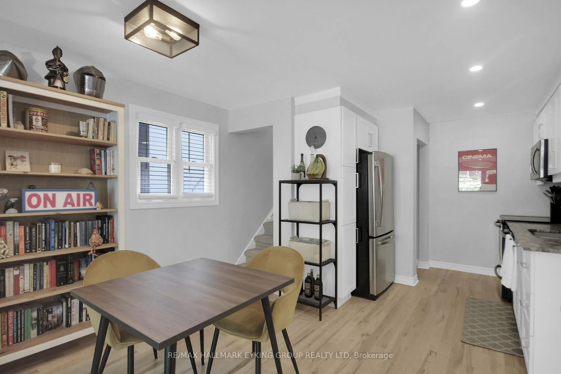 Photo 15 of 544 Guy Street, Ottawa, Castle Heights/Rideau High — HOMEH