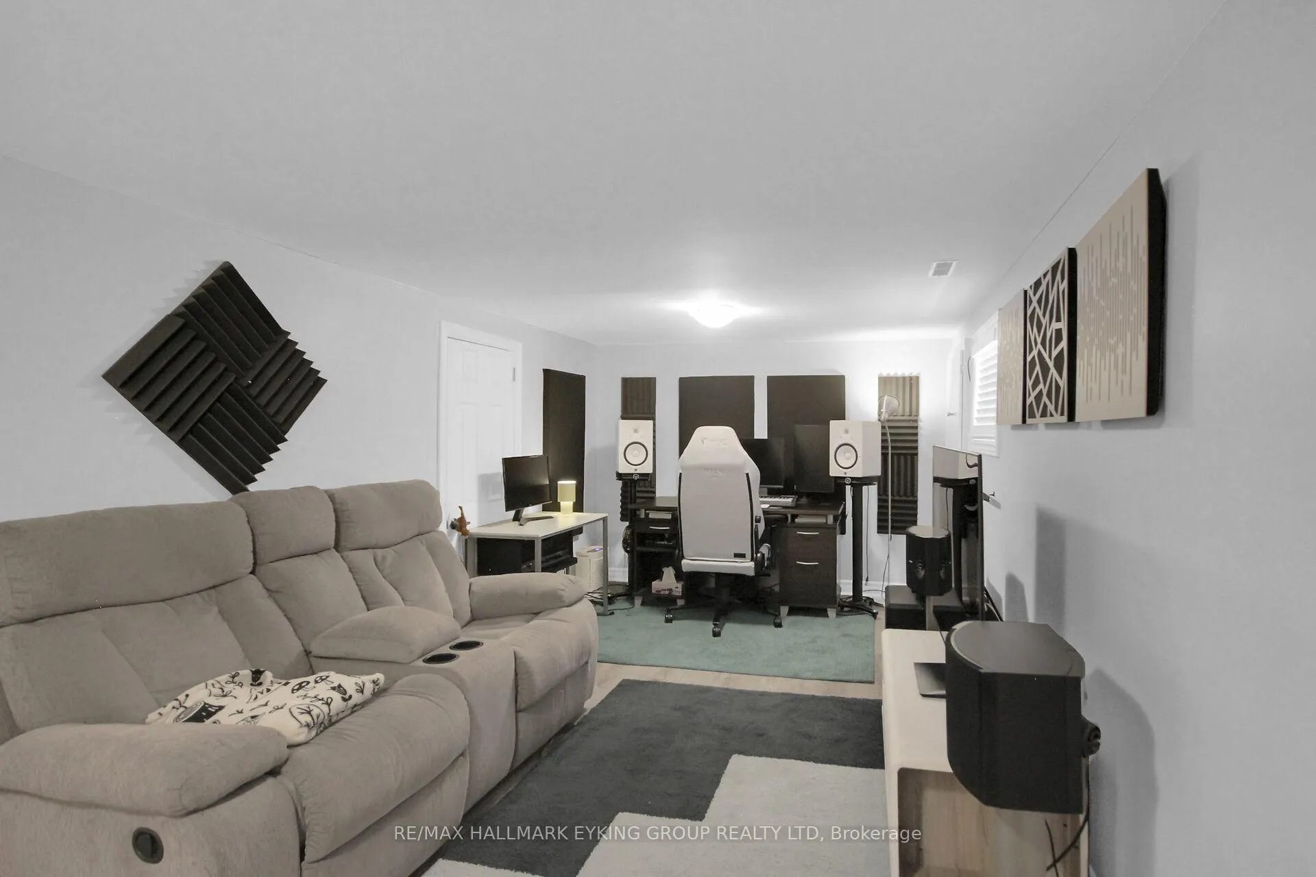 Photo 36 of 544 Guy Street, Ottawa, Castle Heights/Rideau High — HOMEH