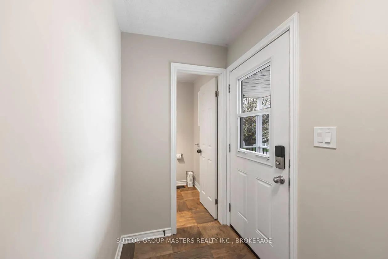 Photo 5 of 892 Walker Court, Kingston, East Gardiners Rd — HOMEH