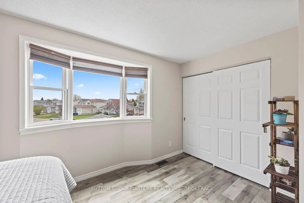 Photo 25 of 892 Walker Court, Kingston, East Gardiners Rd — HOMEH