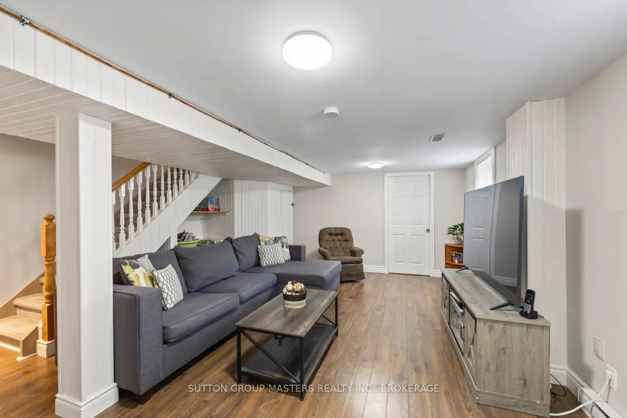 Photo 34 of 892 Walker Court, Kingston, East Gardiners Rd — HOMEH