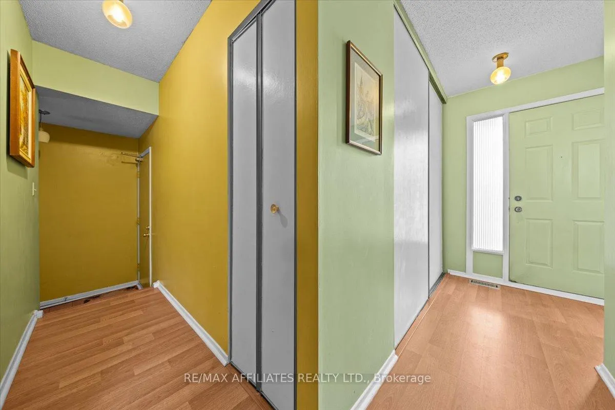 Photo 4 of 1093 St Lucia Place, Ottawa, Convent Glen North — HOMEH