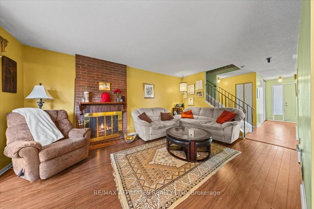 Photo 8 of 1093 St Lucia Place, Ottawa, Convent Glen North — HOMEH