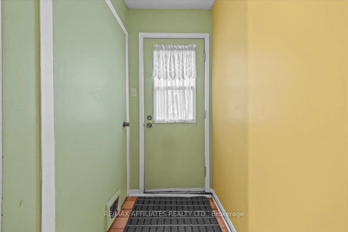 Photo 21 of 1093 St Lucia Place, Ottawa, Convent Glen North — HOMEH