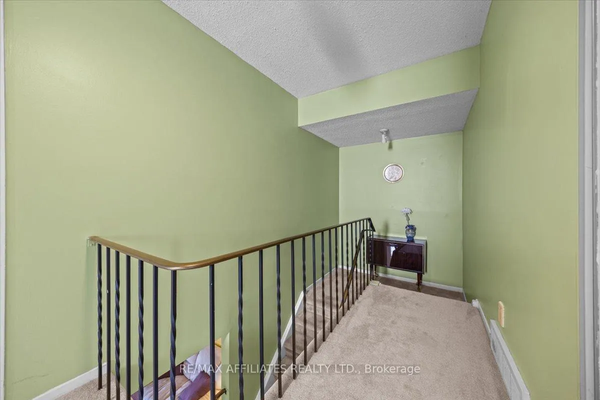 Photo 23 of 1093 St Lucia Place, Ottawa, Convent Glen North — HOMEH