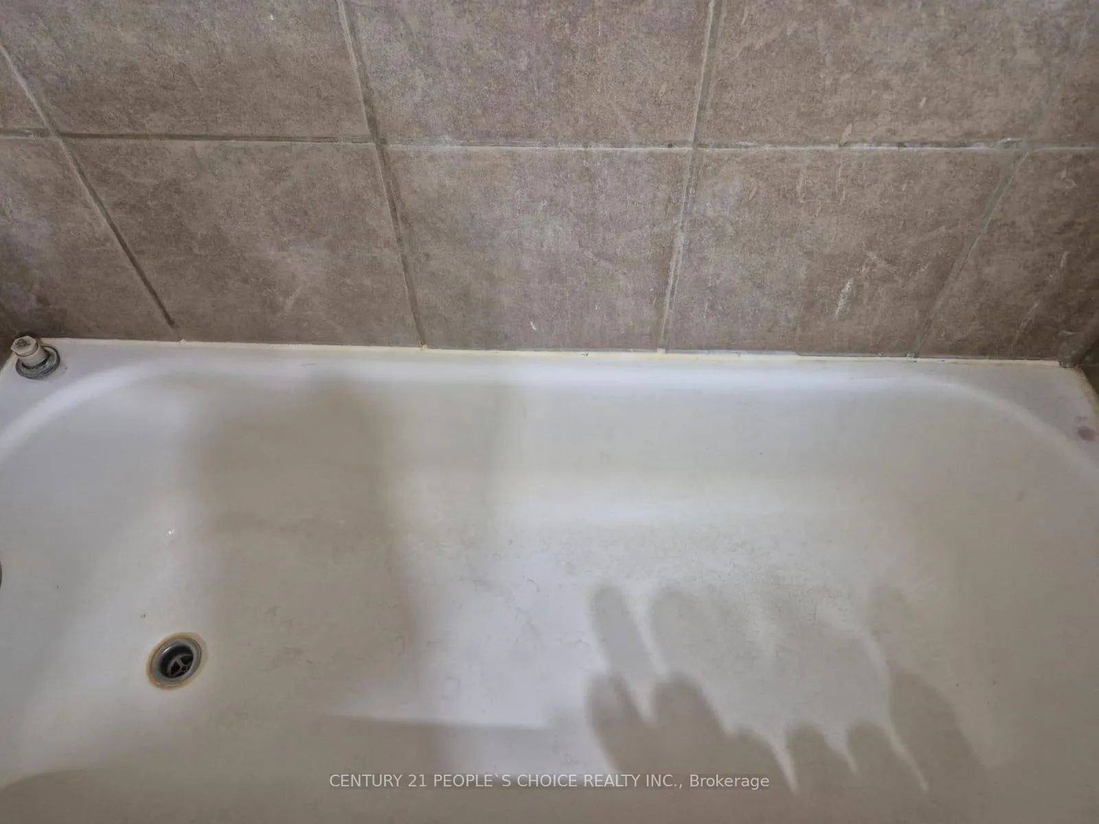 Photo 4 of 183 Burbank Crescent, Orangeville — HOMEH
