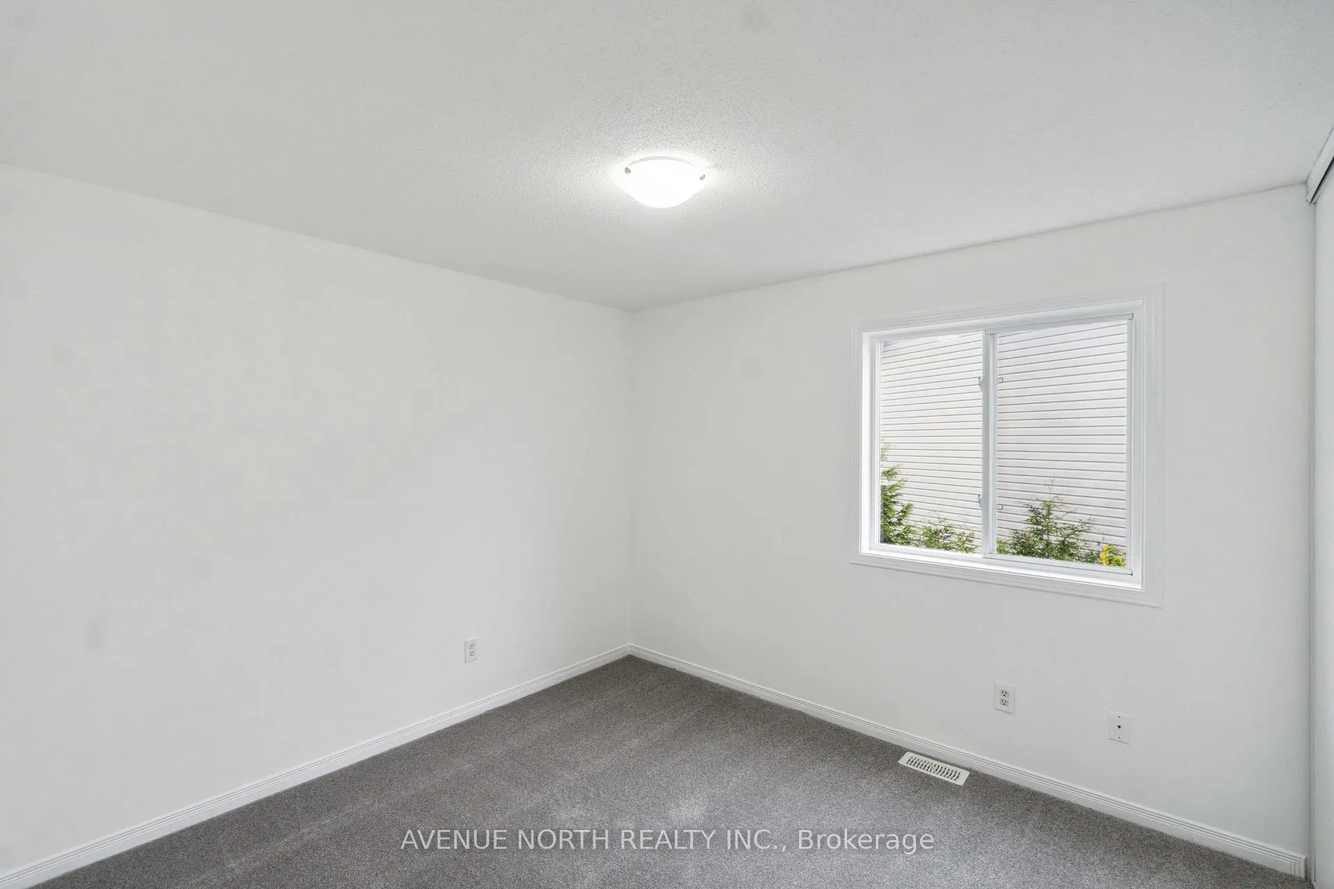 Photo 17 of 144 Carwood Circle, Ottawa, Carson Meadows — HOMEH