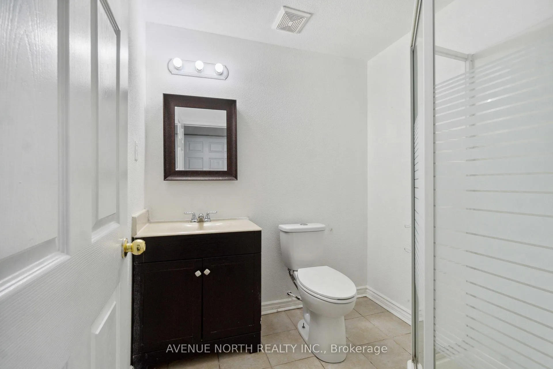 Photo 21 of 144 Carwood Circle, Ottawa, Carson Meadows — HOMEH
