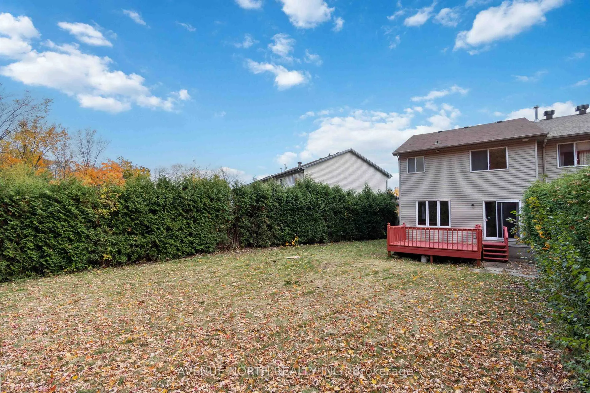 Photo 24 of 144 Carwood Circle, Ottawa, Carson Meadows — HOMEH
