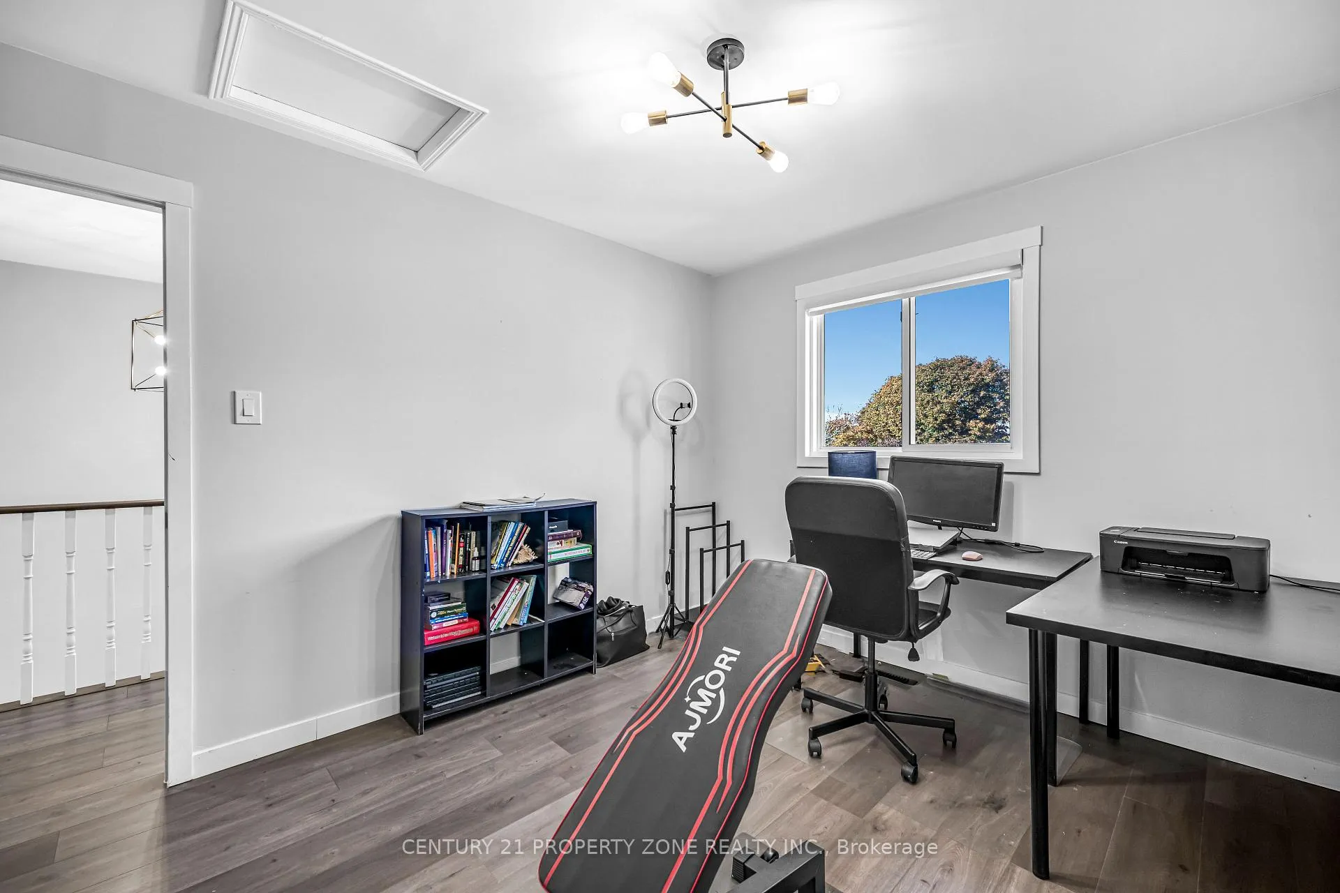 Photo 24 of 703 Mountjoy Court, Oshawa, Pinecrest — HOMEH