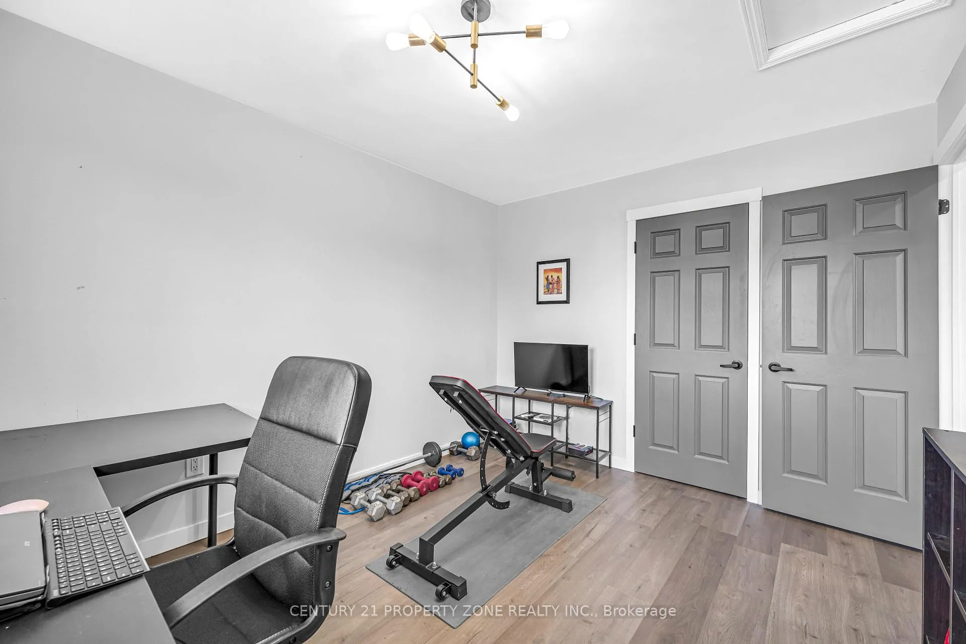 Photo 25 of 703 Mountjoy Court, Oshawa, Pinecrest — HOMEH