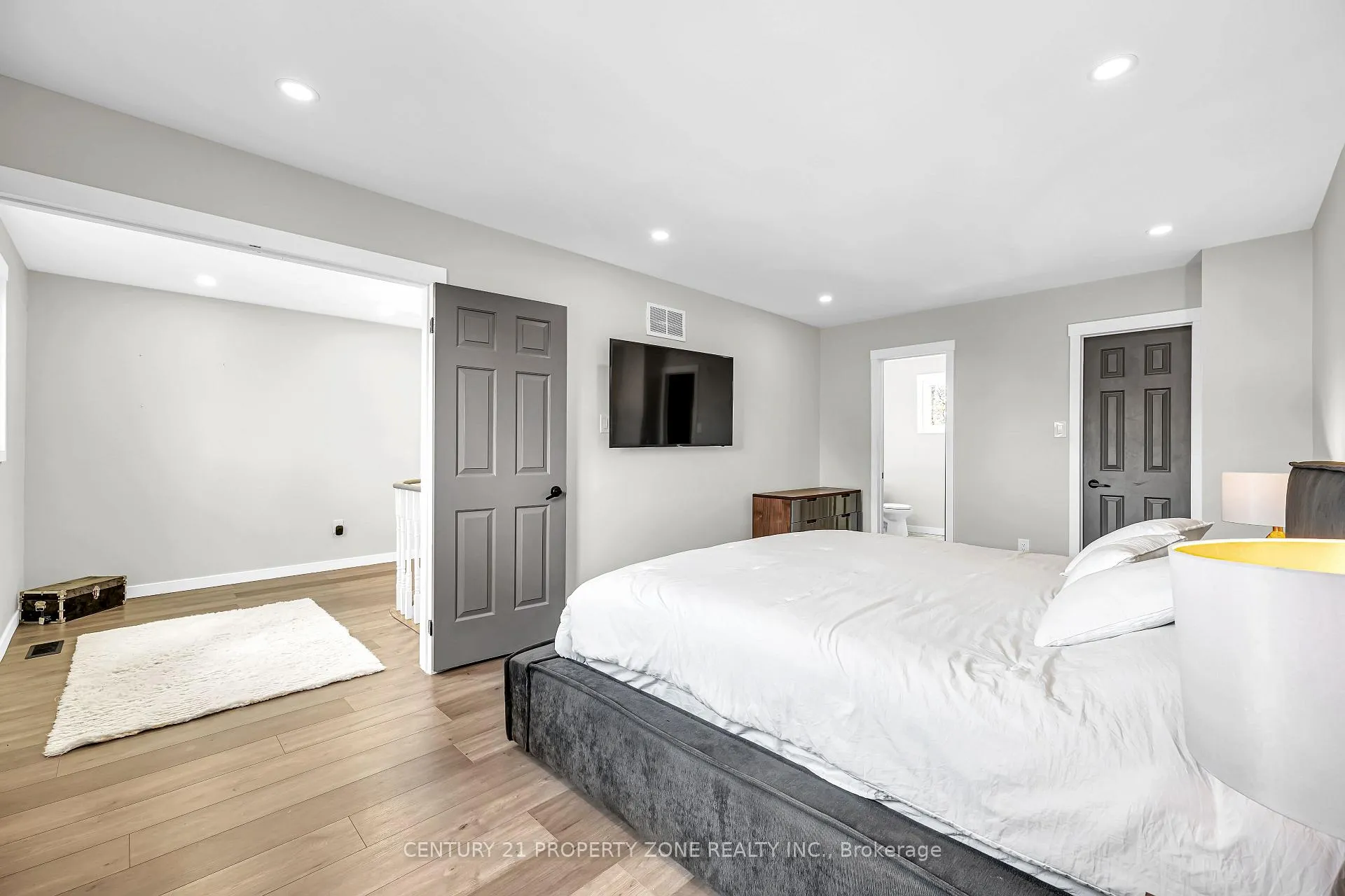 Photo 27 of 703 Mountjoy Court, Oshawa, Pinecrest — HOMEH