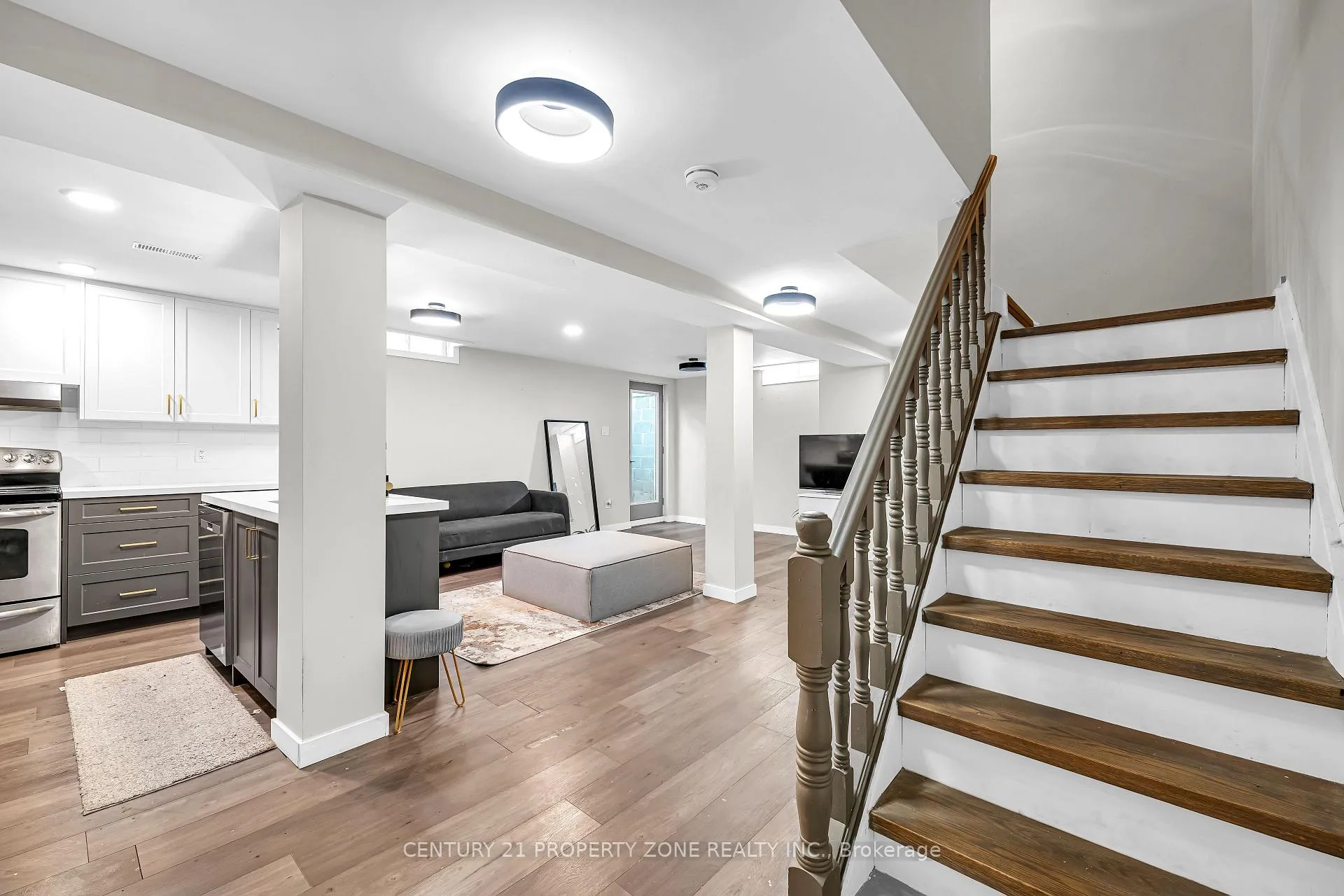 Photo 33 of 703 Mountjoy Court, Oshawa, Pinecrest — HOMEH