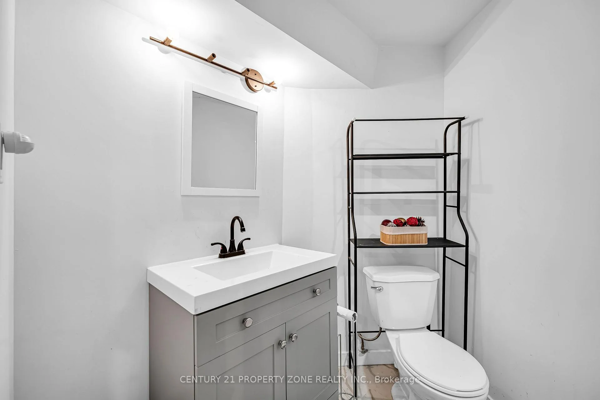 Photo 42 of 703 Mountjoy Court, Oshawa, Pinecrest — HOMEH