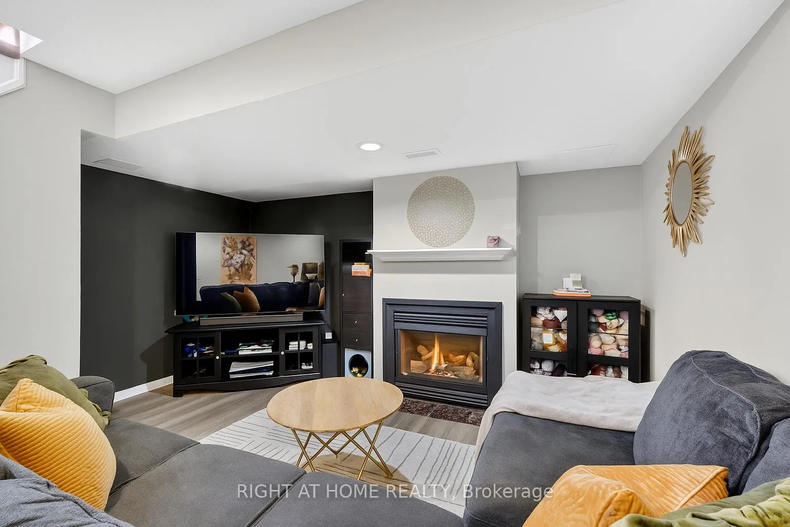 Photo 19 of 812 Nesting Way, Ottawa, Fallingbrook/Gardenway South — HOMEH