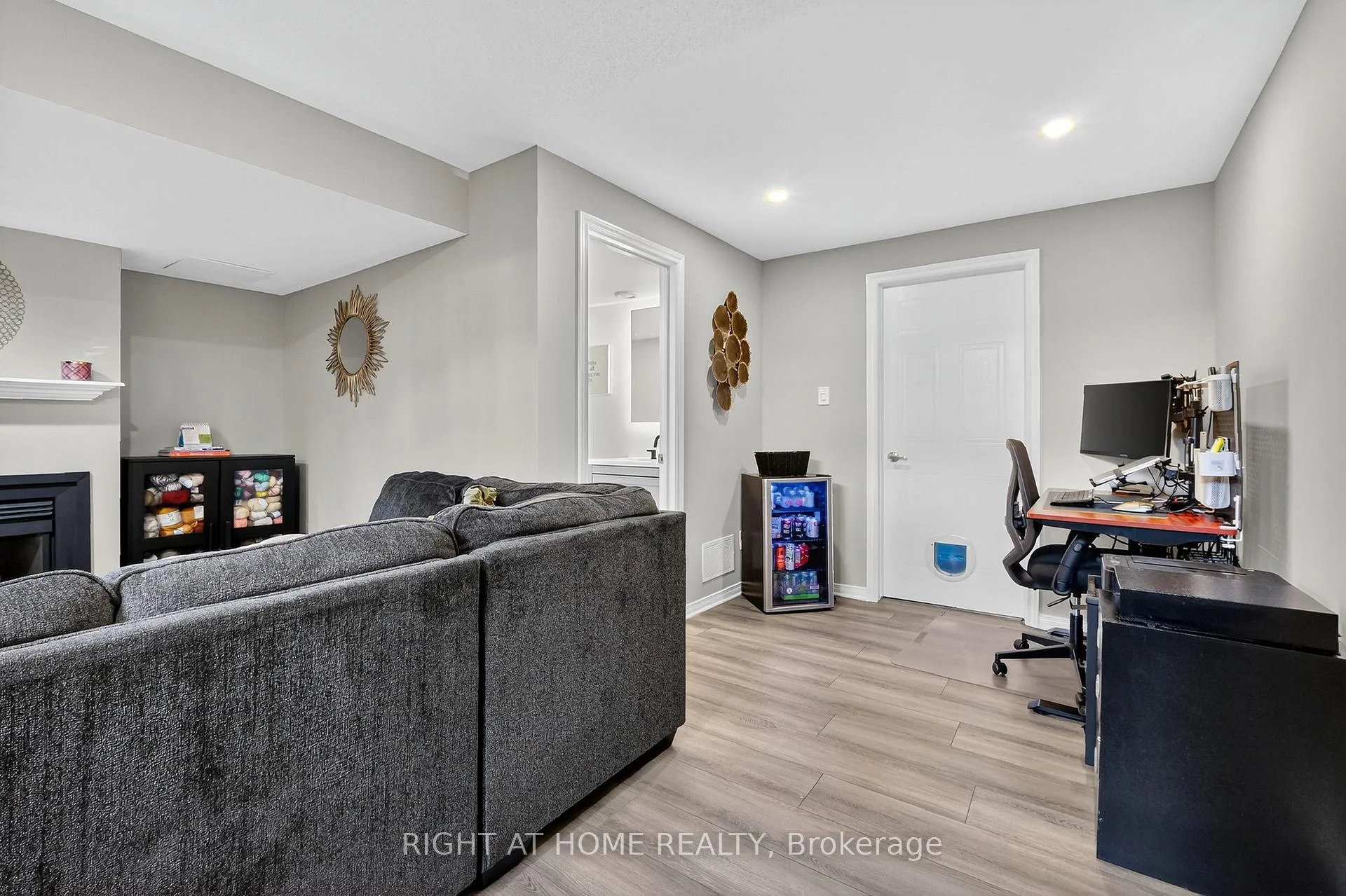 Photo 20 of 812 Nesting Way, Ottawa, Fallingbrook/Gardenway South — HOMEH