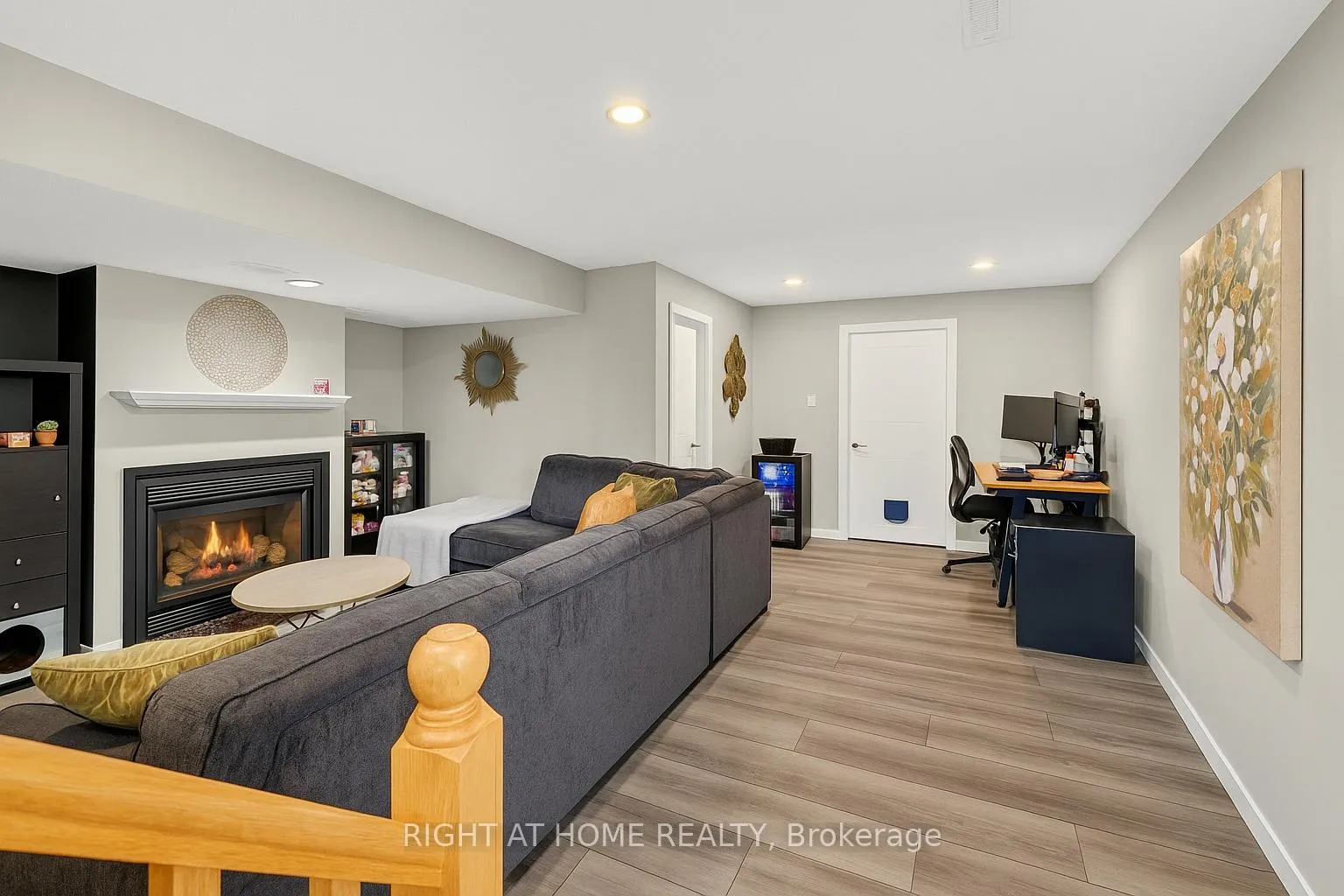 Photo 21 of 812 Nesting Way, Ottawa, Fallingbrook/Gardenway South — HOMEH