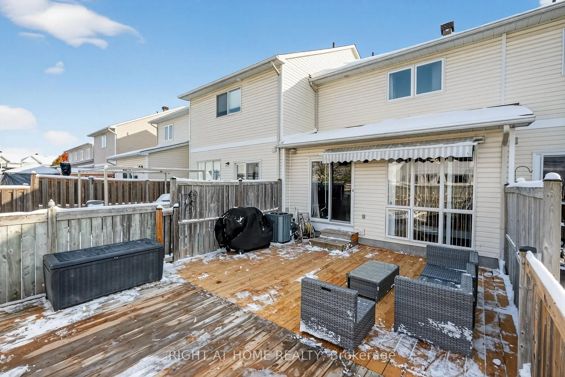 Photo 31 of 812 Nesting Way, Ottawa, Fallingbrook/Gardenway South — HOMEH