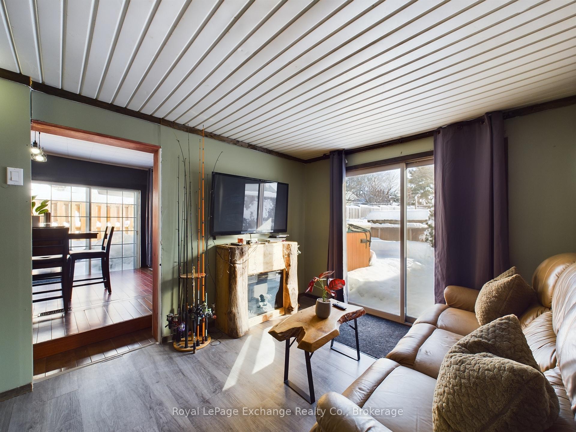 Photo 17 of 287 Frances Street, North Huron, Wingham — HOMEH