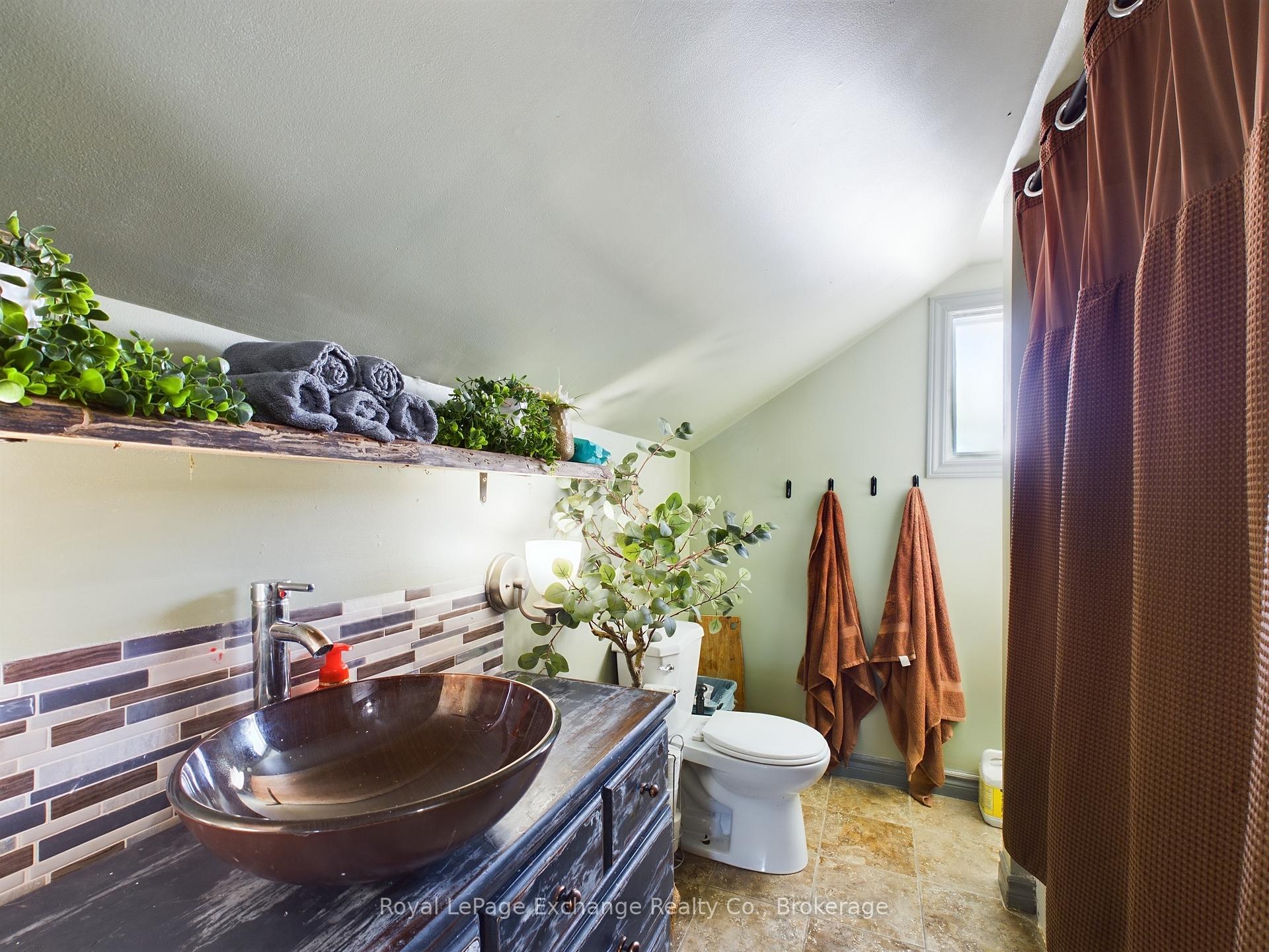Photo 23 of 287 Frances Street, North Huron, Wingham — HOMEH
