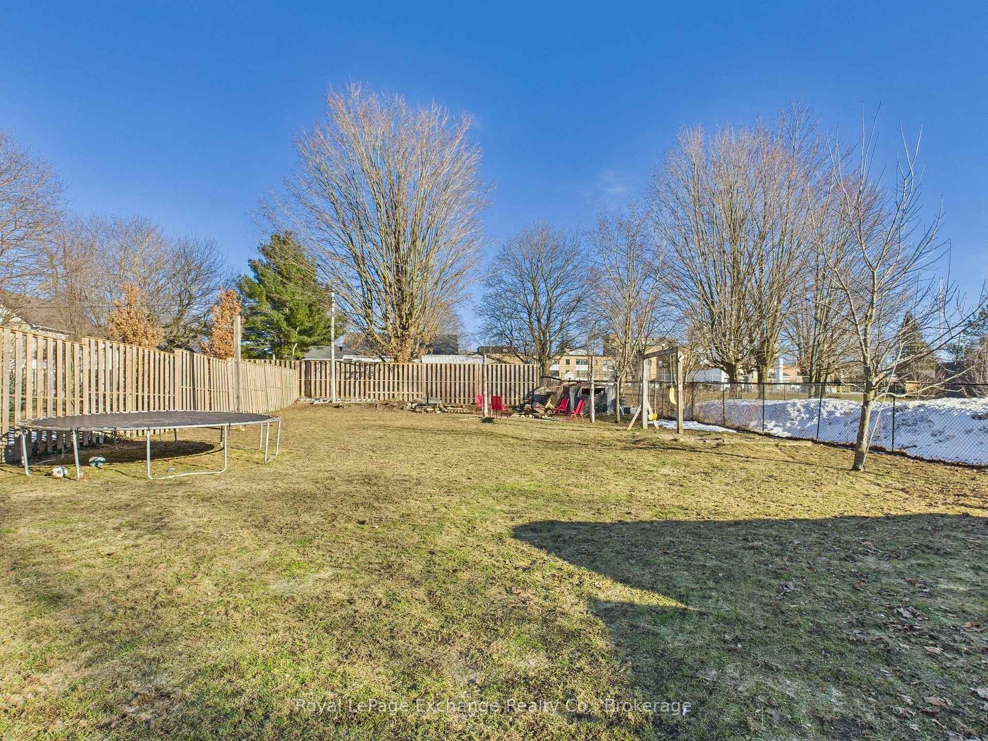 Photo 25 of 287 Frances Street, North Huron, Wingham — HOMEH