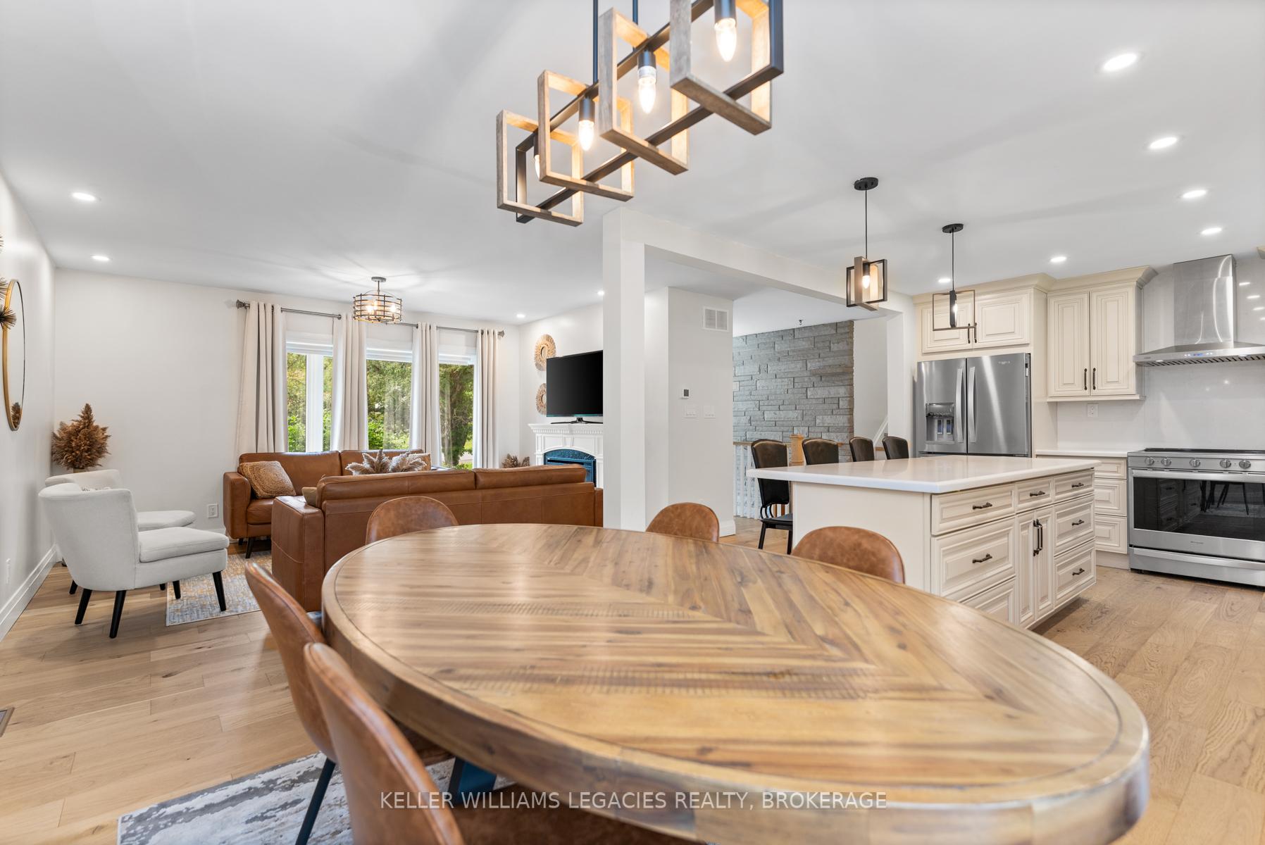 Photo 11 of 725 Tacoma Crescent, Kingston, South of Taylor-Kidd Blvd — HOMEH