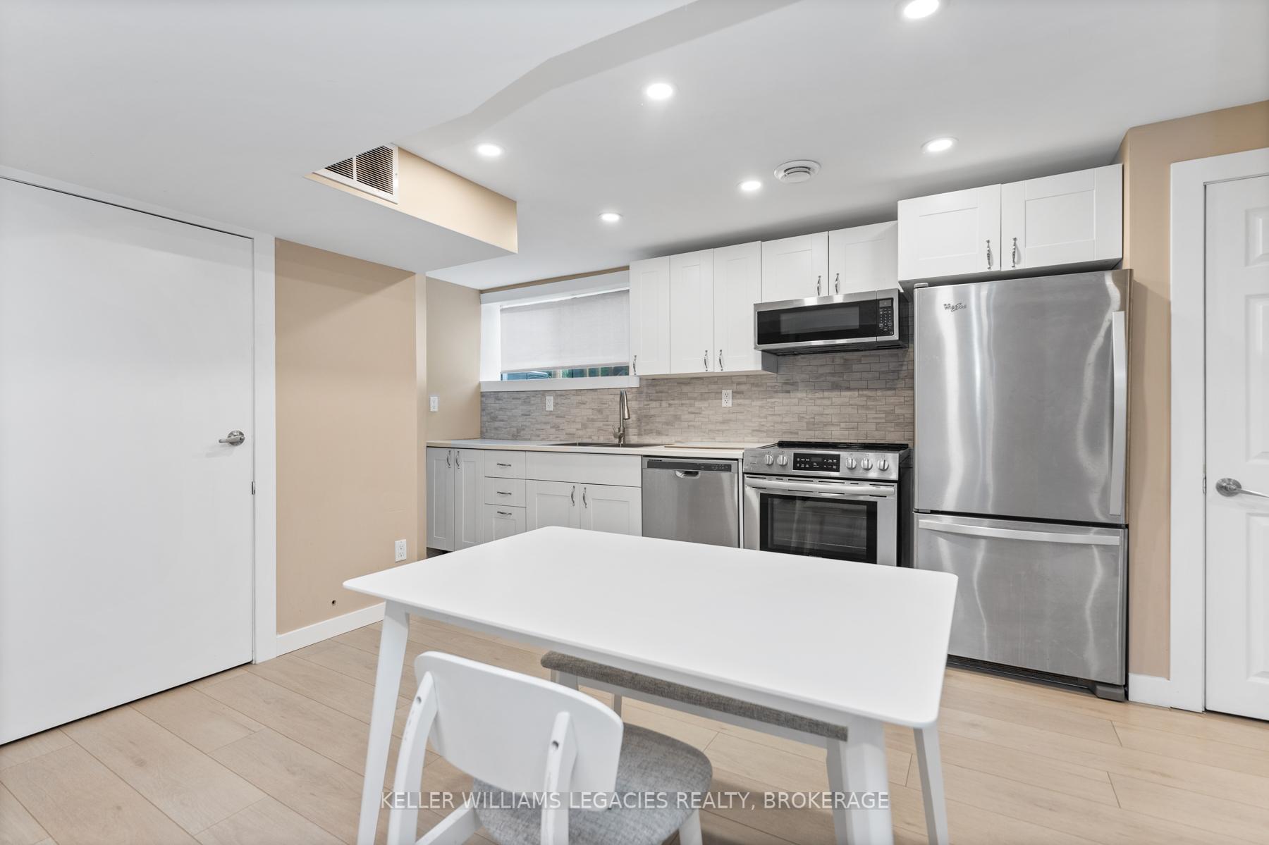 Photo 30 of 725 Tacoma Crescent, Kingston, South of Taylor-Kidd Blvd — HOMEH