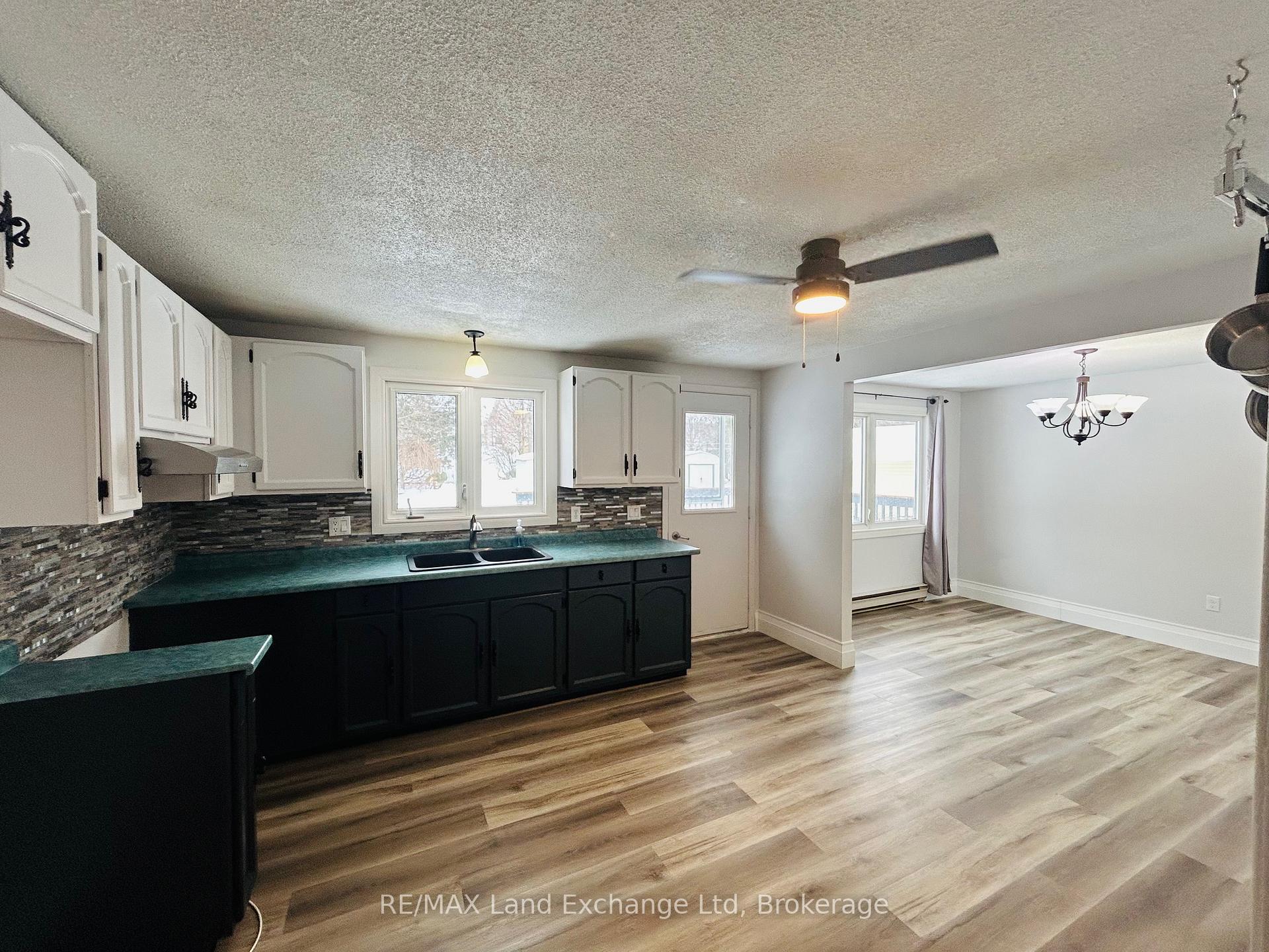 Photo 5 of 455 Highland Drive, North Huron, Wingham — HOMEH