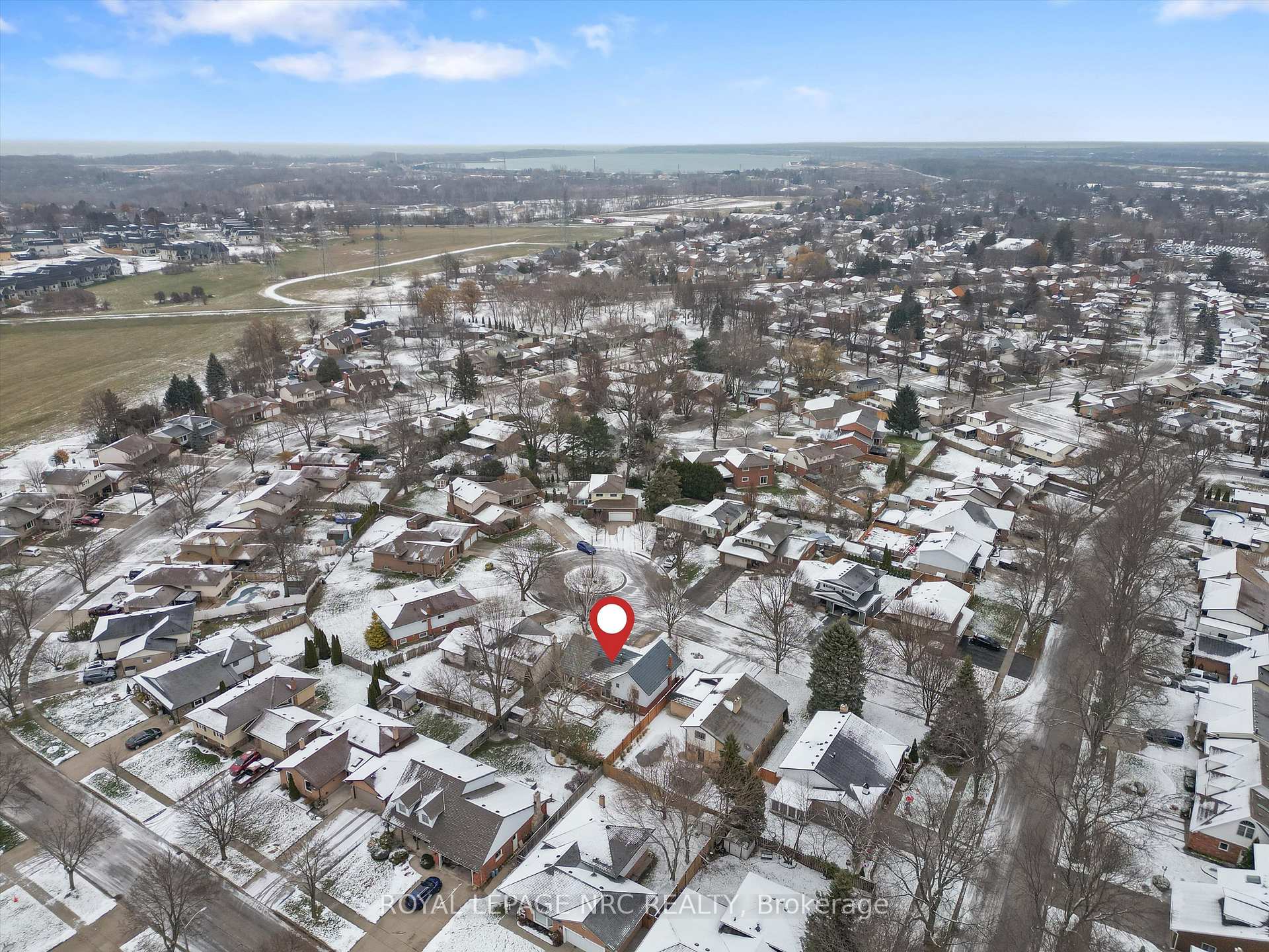 Photo 40 of 2821 Solar Crescent, Niagara Falls, Stamford — HOMEH